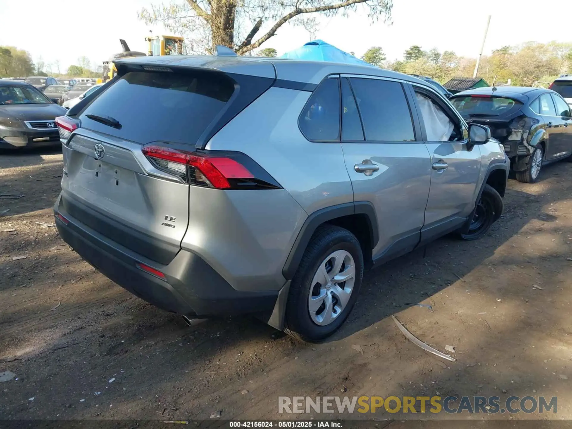 4 Photograph of a damaged car 2T3F1RFV6SW500323 TOYOTA RAV4 2025