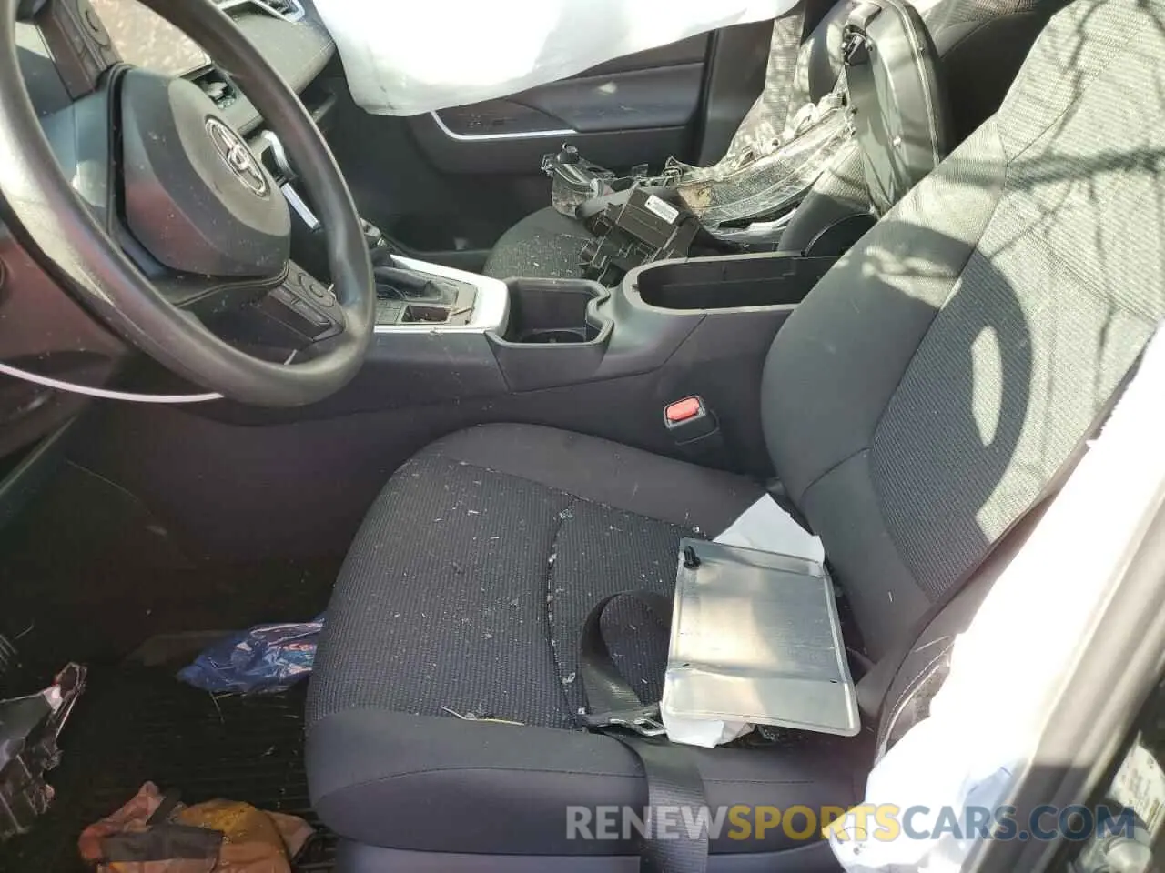 7 Photograph of a damaged car 2T3F1RFVXSC502691 TOYOTA RAV4 2025