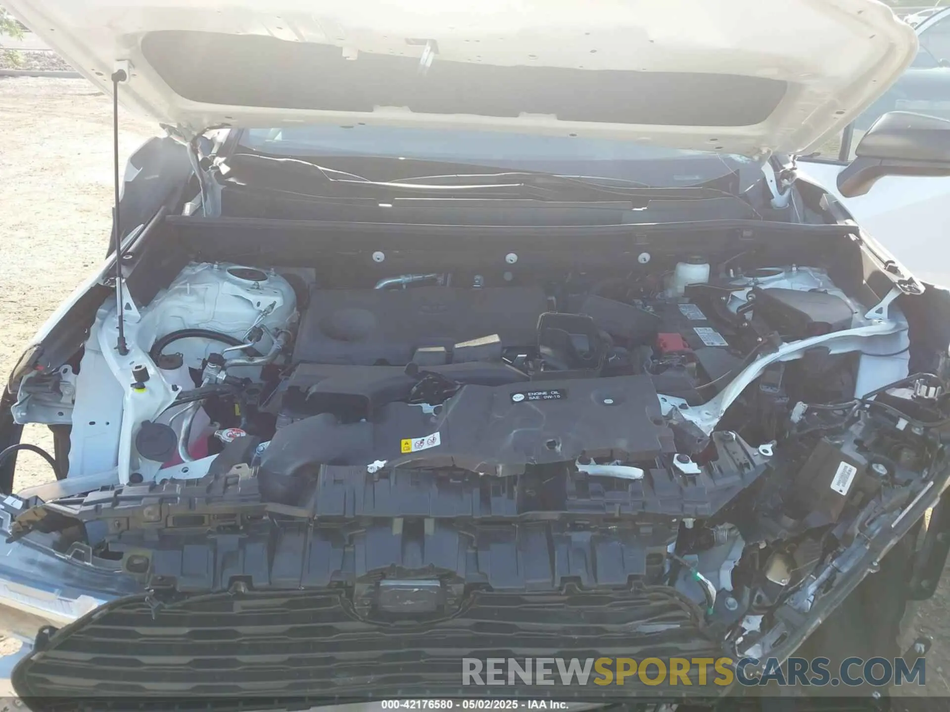 10 Photograph of a damaged car 2T3H1RFV1SC306602 TOYOTA RAV4 2025