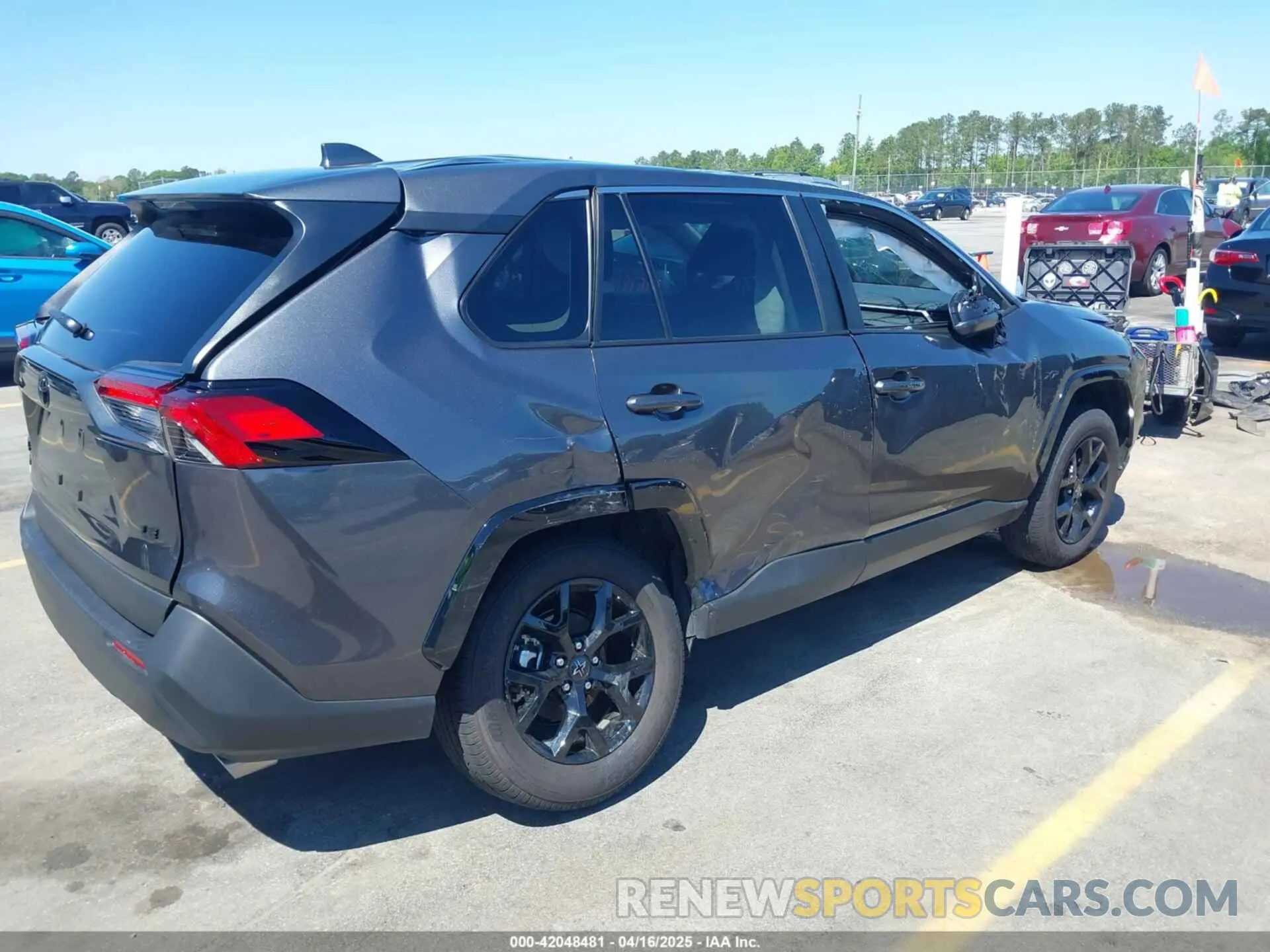 4 Photograph of a damaged car 2T3H1RFV1SC316448 TOYOTA RAV4 2025