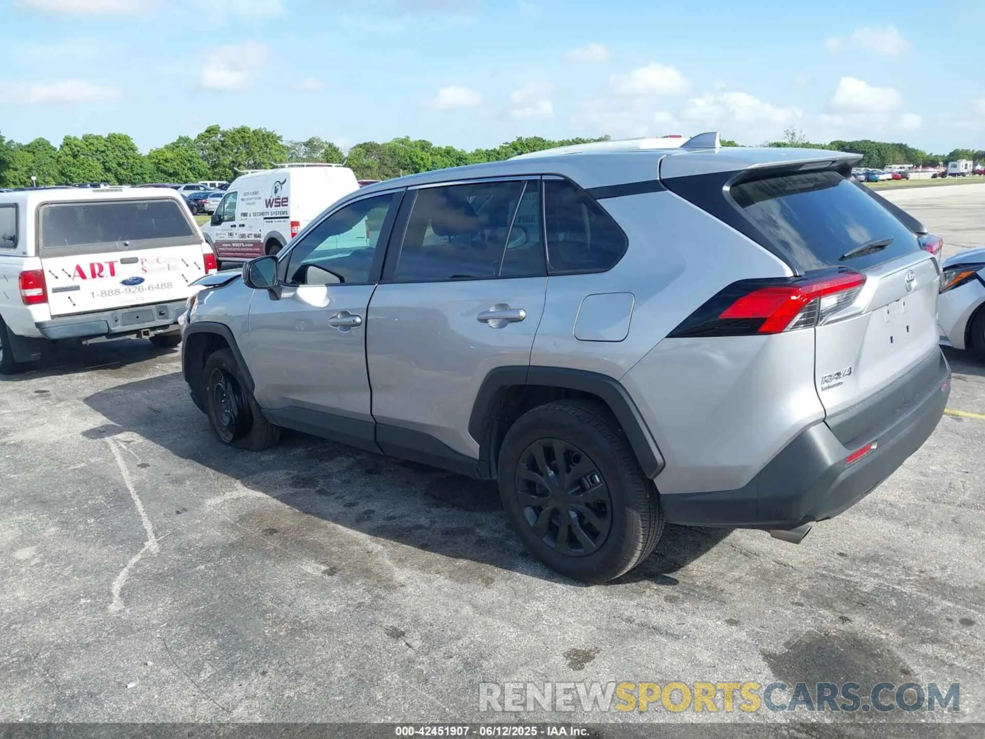 3 Photograph of a damaged car 2T3H1RFV3SC311610 TOYOTA RAV4 2025