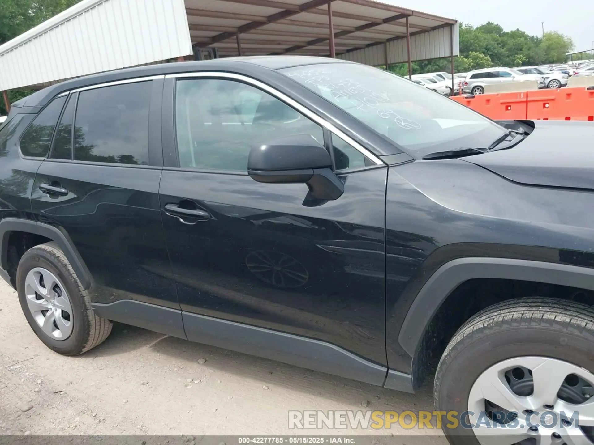 13 Фотография поврежденного автомобиля 2T3H1RFV6SW379978 TOYOTA RAV4 2025