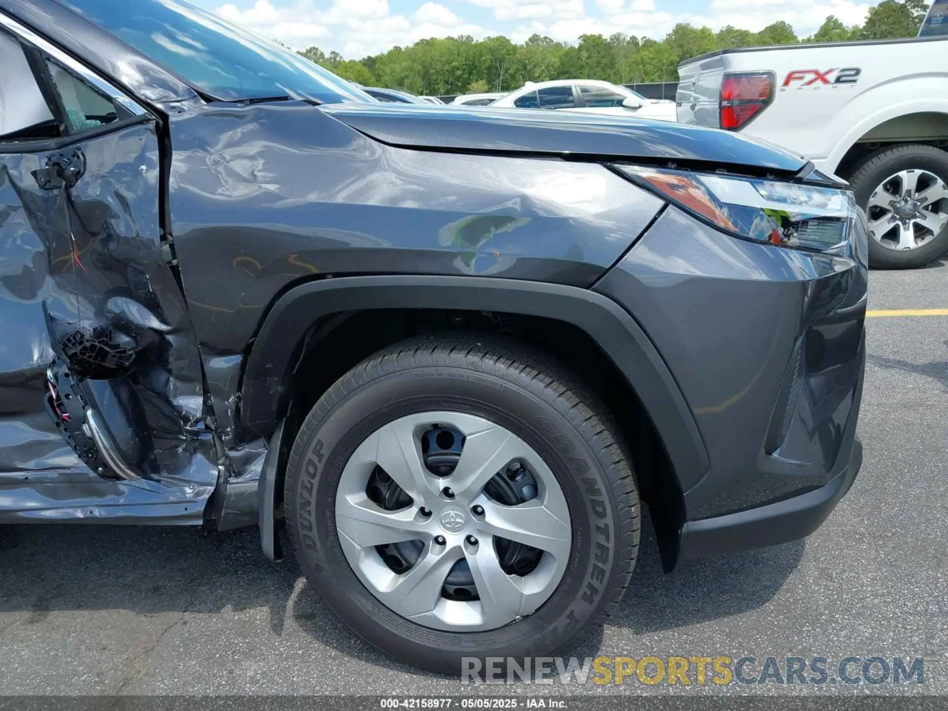 6 Photograph of a damaged car 2T3K1RFV1SC312566 TOYOTA RAV4 2025