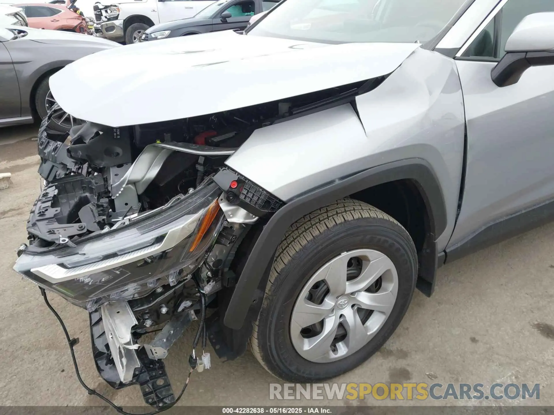 18 Photograph of a damaged car 2T3K1RFV5SW384630 TOYOTA RAV4 2025