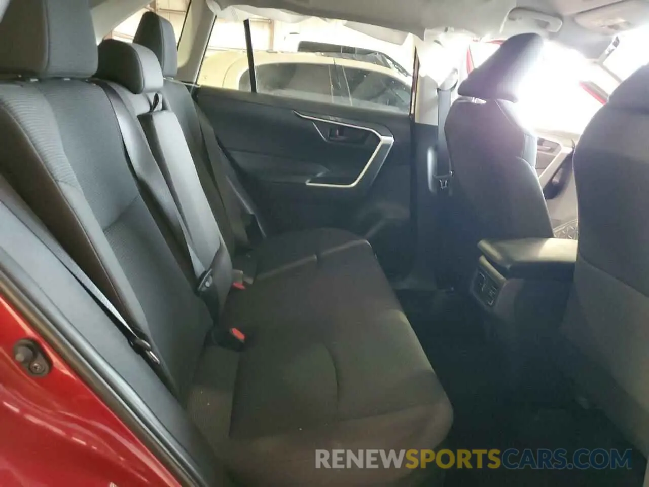 11 Фотография поврежденного автомобиля 2T3LWRFV0SW256530 TOYOTA RAV4 2025