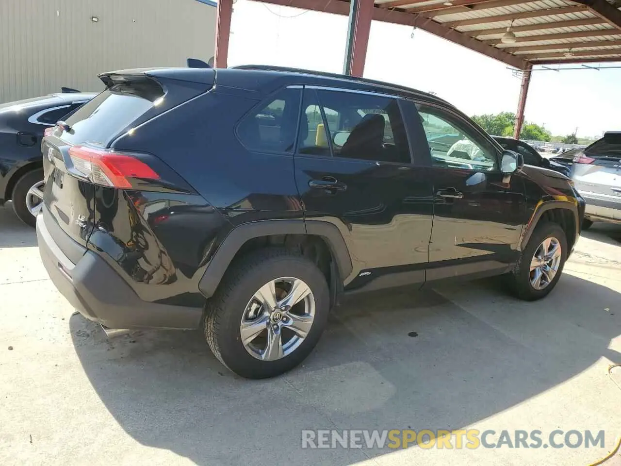 3 Фотография поврежденного автомобиля 2T3LWRFV3SW255128 TOYOTA RAV4 2025