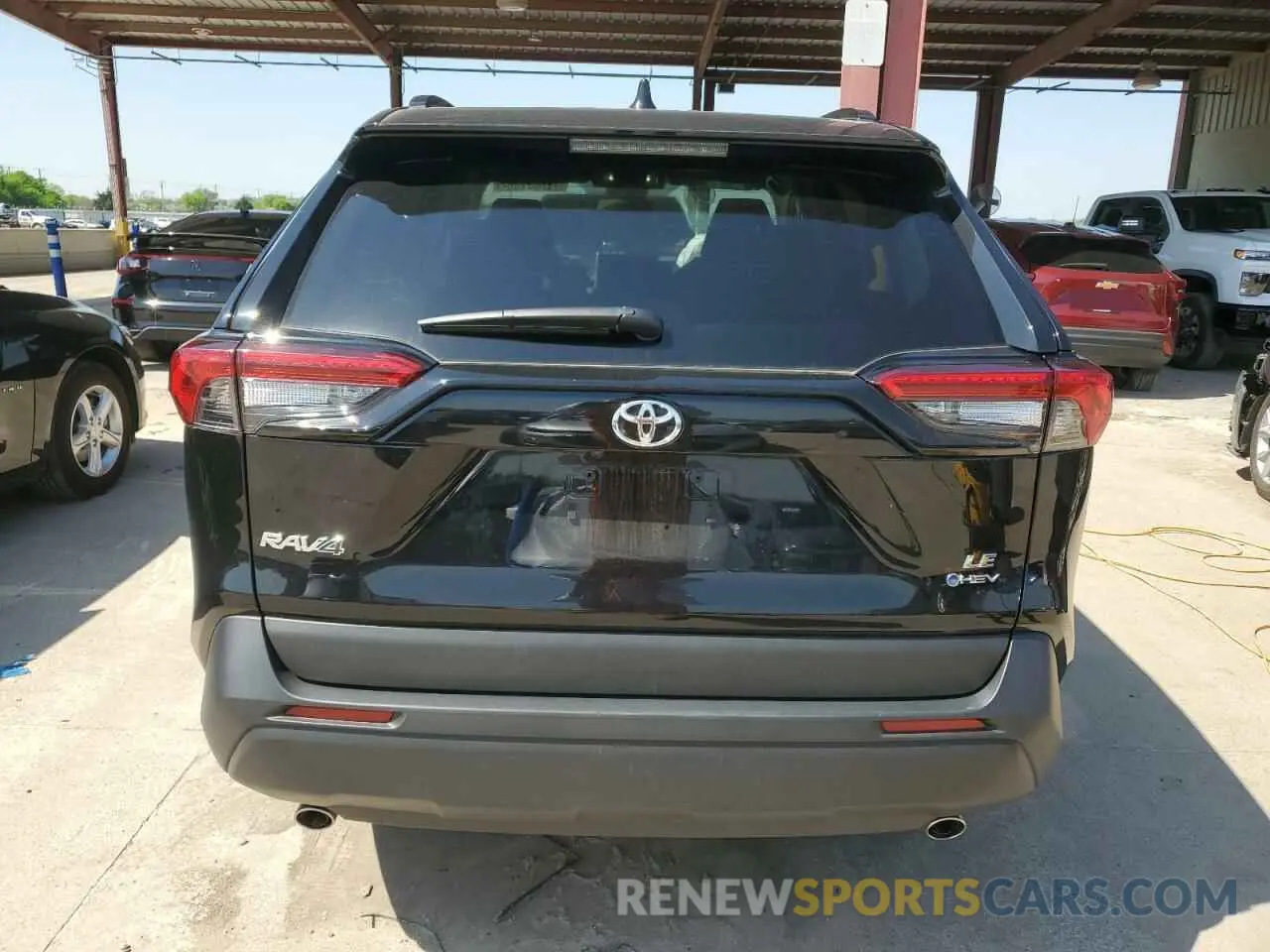 6 Фотография поврежденного автомобиля 2T3LWRFV3SW255128 TOYOTA RAV4 2025