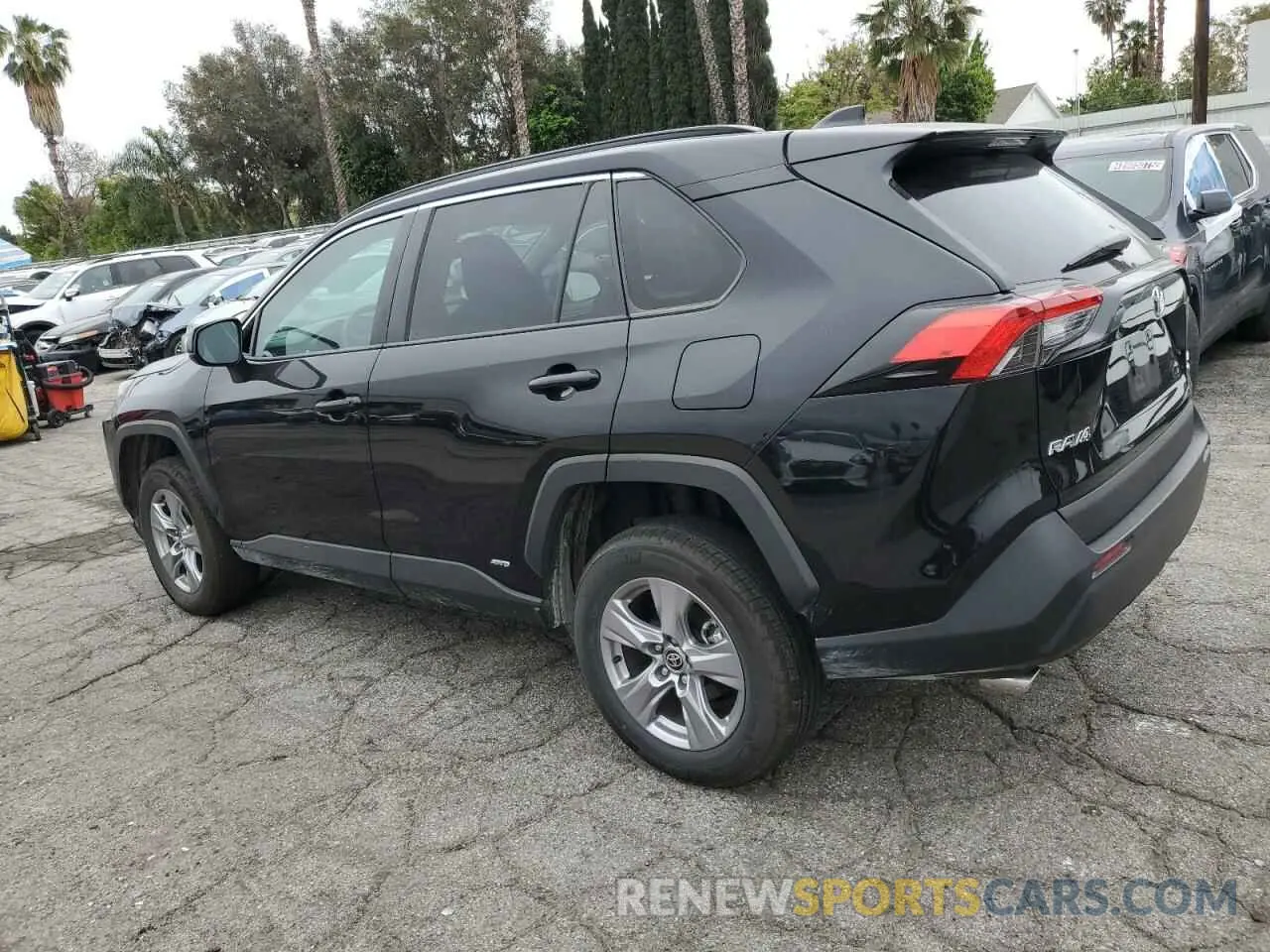 2 Фотография поврежденного автомобиля 2T3LWRFVXSW259869 TOYOTA RAV4 2025