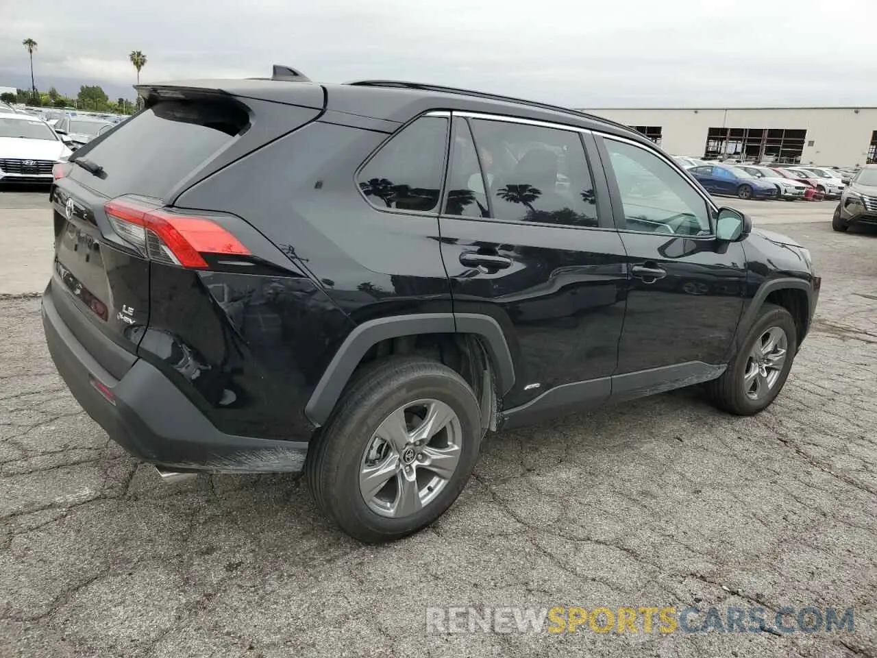 3 Фотография поврежденного автомобиля 2T3LWRFVXSW259869 TOYOTA RAV4 2025