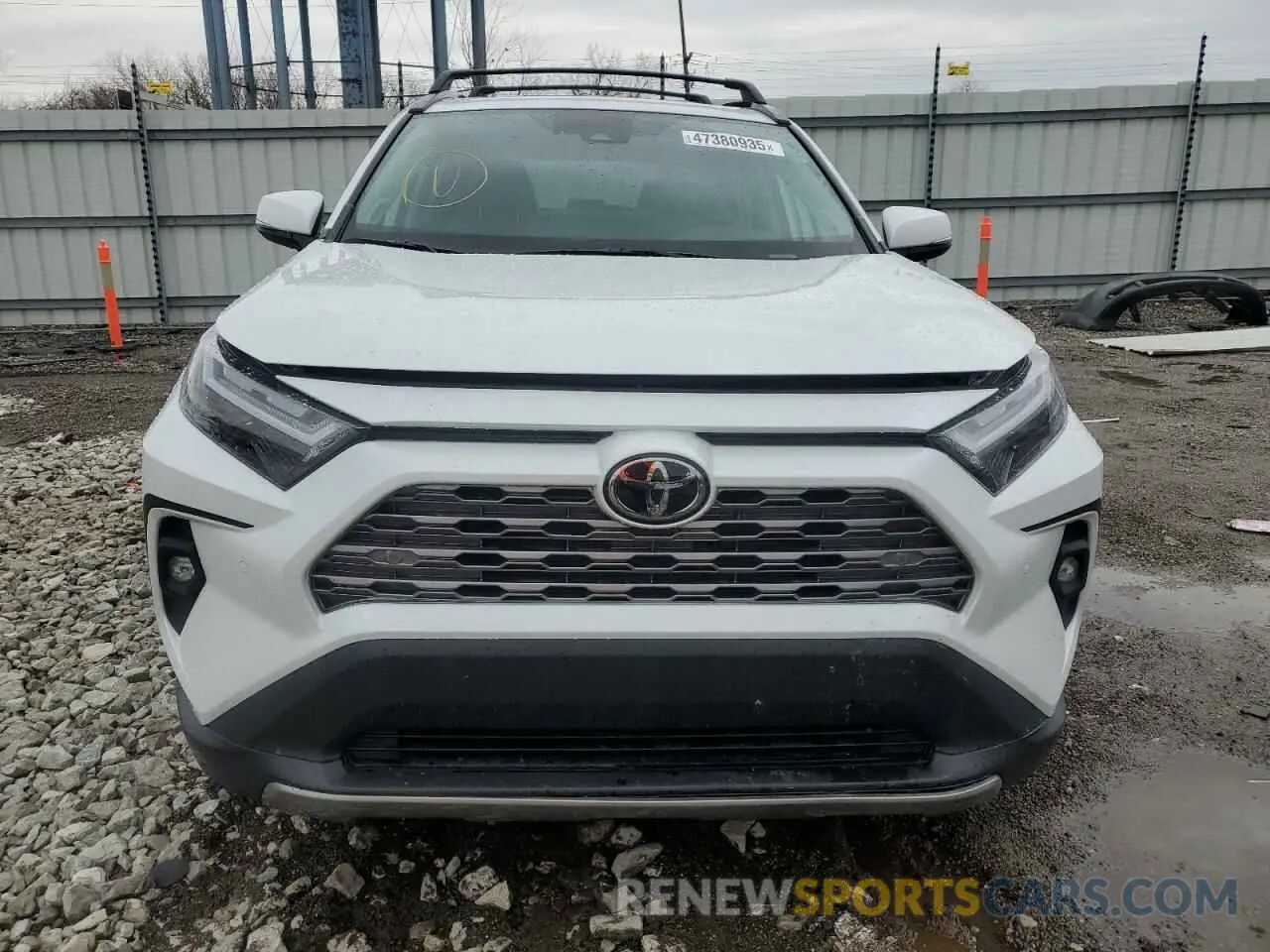 5 Фотография поврежденного автомобиля 2T3N1RFV1SW499481 TOYOTA RAV4 2025