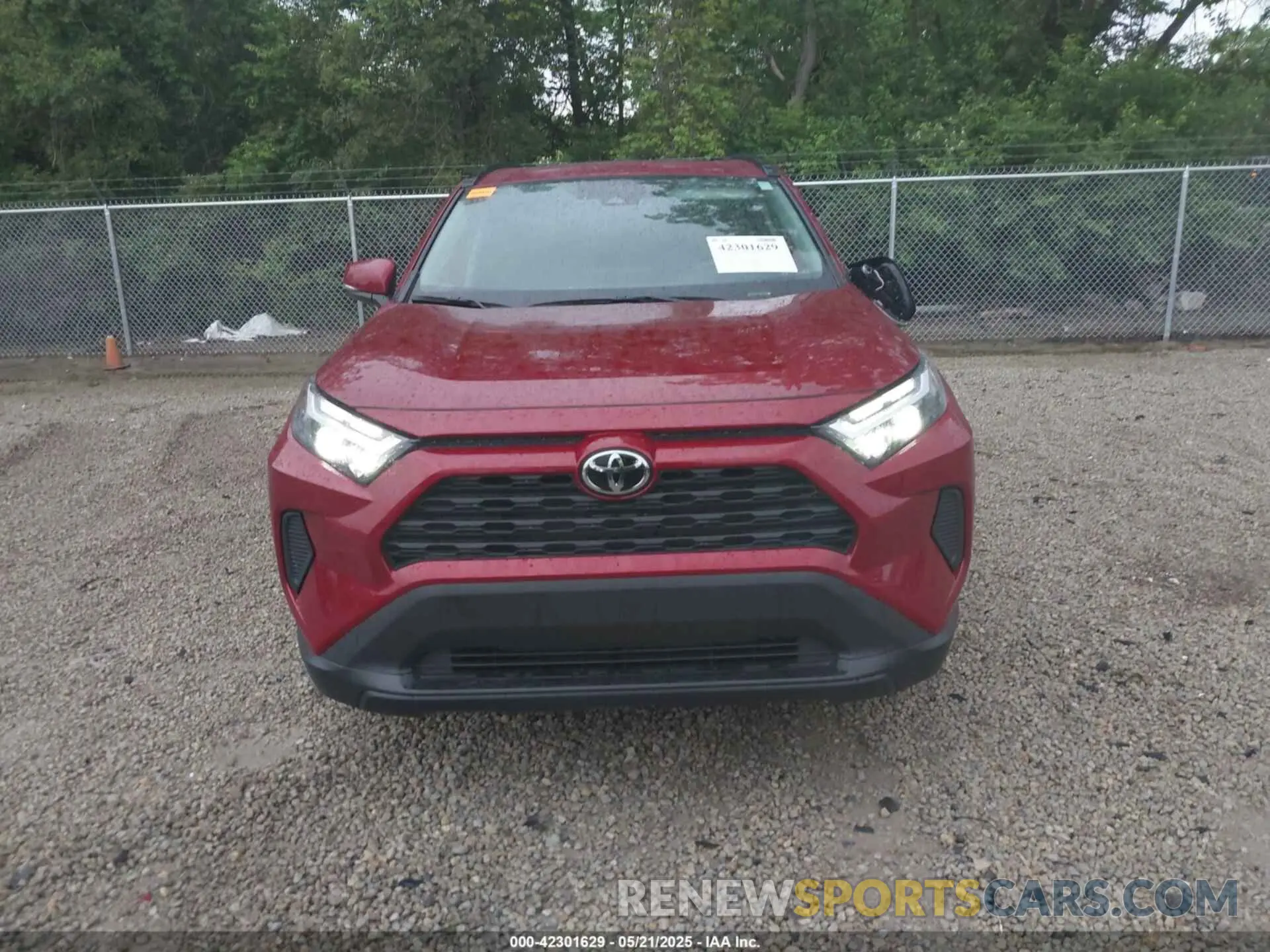 12 Photograph of a damaged car 2T3P1RFV2SW525238 TOYOTA RAV4 2025