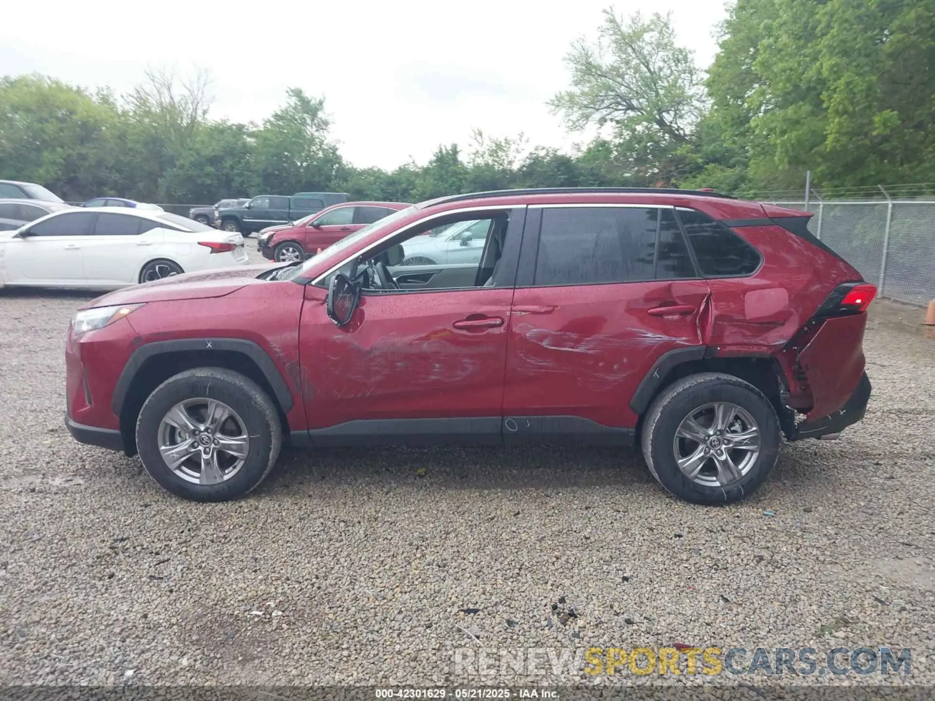 14 Photograph of a damaged car 2T3P1RFV2SW525238 TOYOTA RAV4 2025