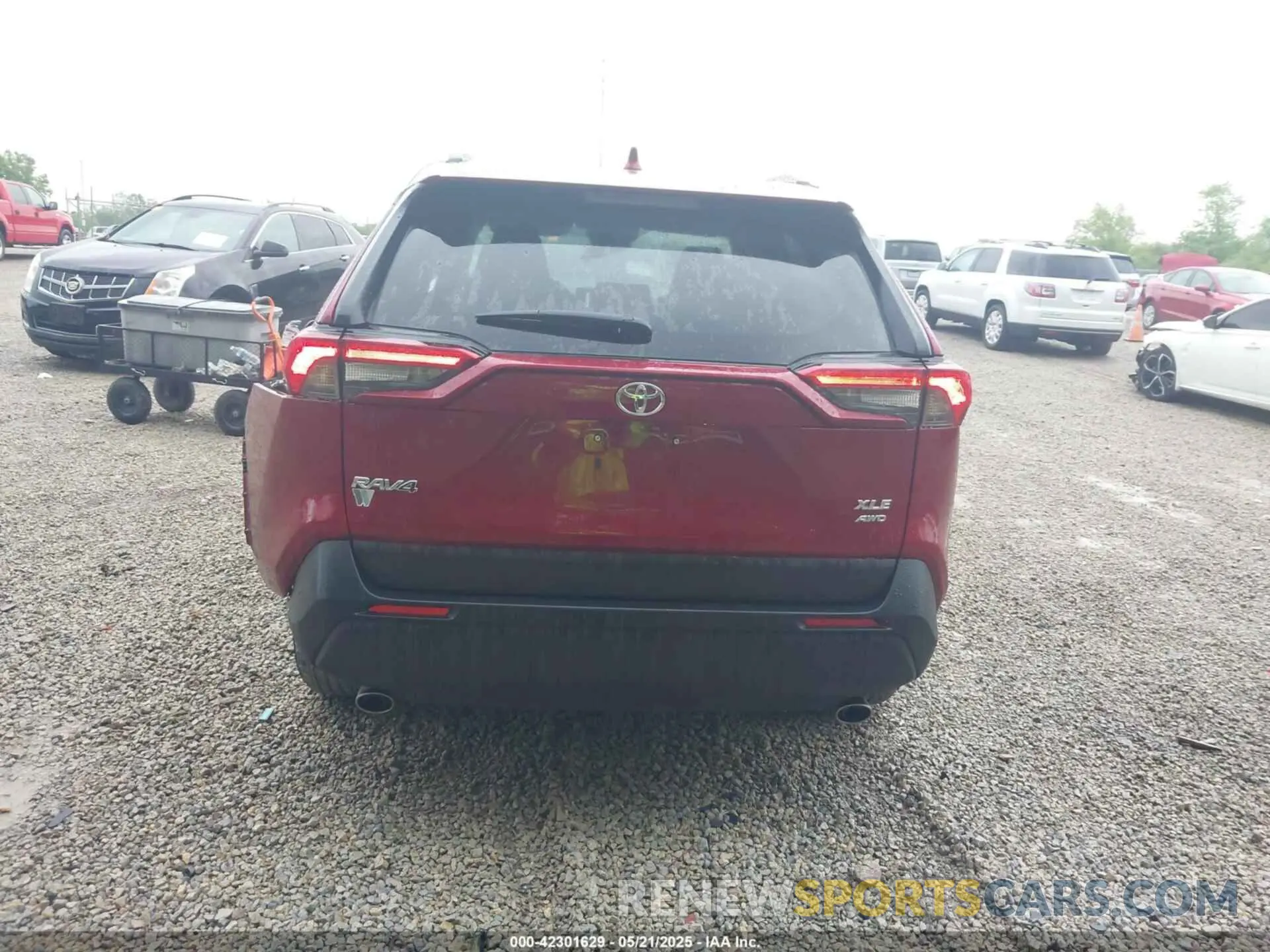 16 Photograph of a damaged car 2T3P1RFV2SW525238 TOYOTA RAV4 2025