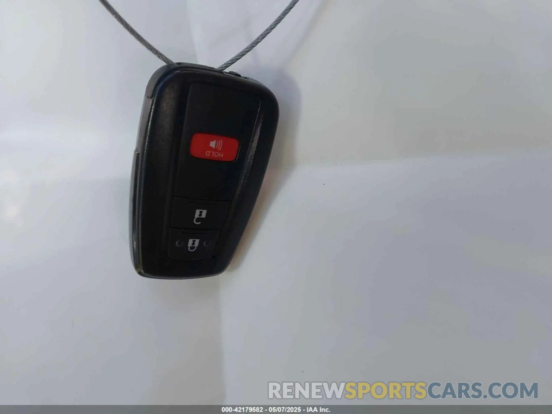 11 Фотография поврежденного автомобиля 2T3P1RFV6SW502464 TOYOTA RAV4 2025