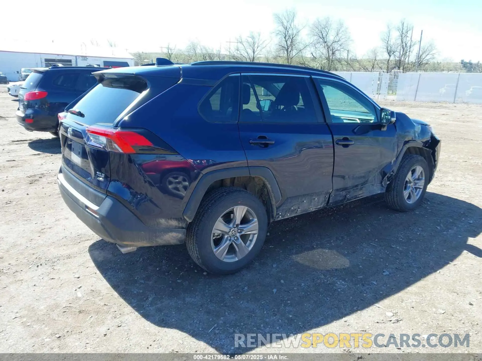 4 Фотография поврежденного автомобиля 2T3P1RFV6SW502464 TOYOTA RAV4 2025