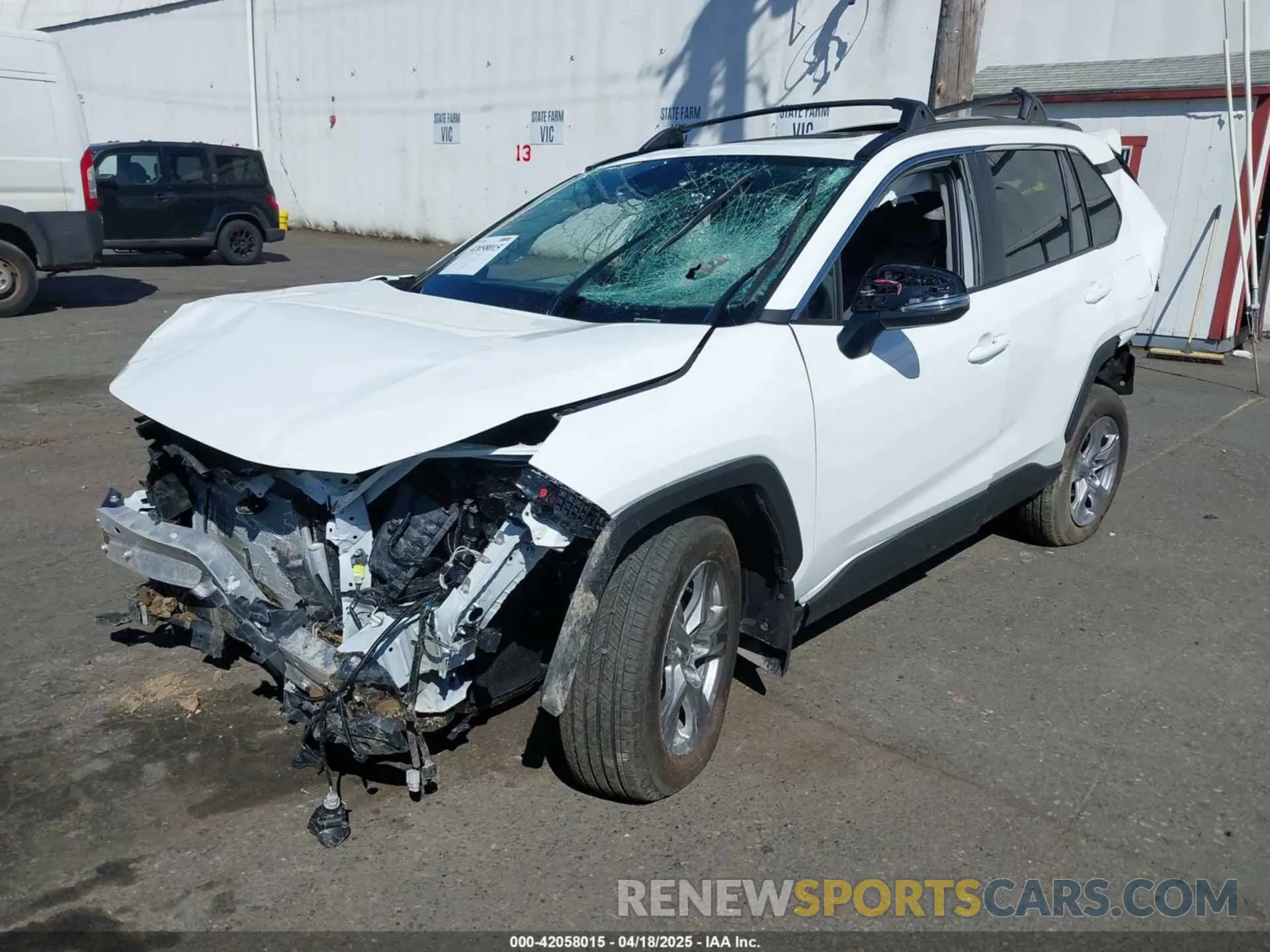2 Фотография поврежденного автомобиля 2T3P1RFV8SC515976 TOYOTA RAV4 2025