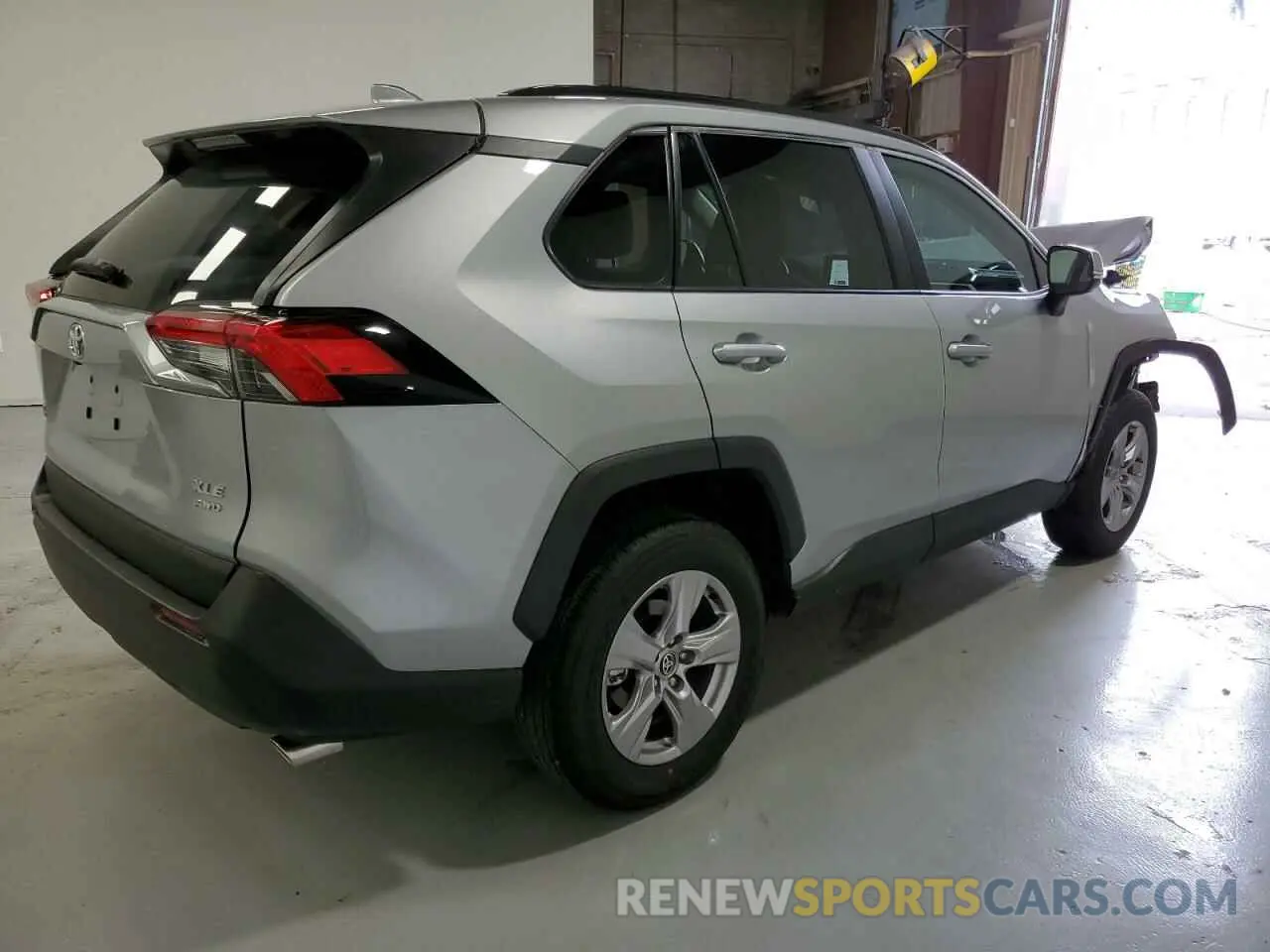 3 Photograph of a damaged car 2T3P1RFV8SW532842 TOYOTA RAV4 2025