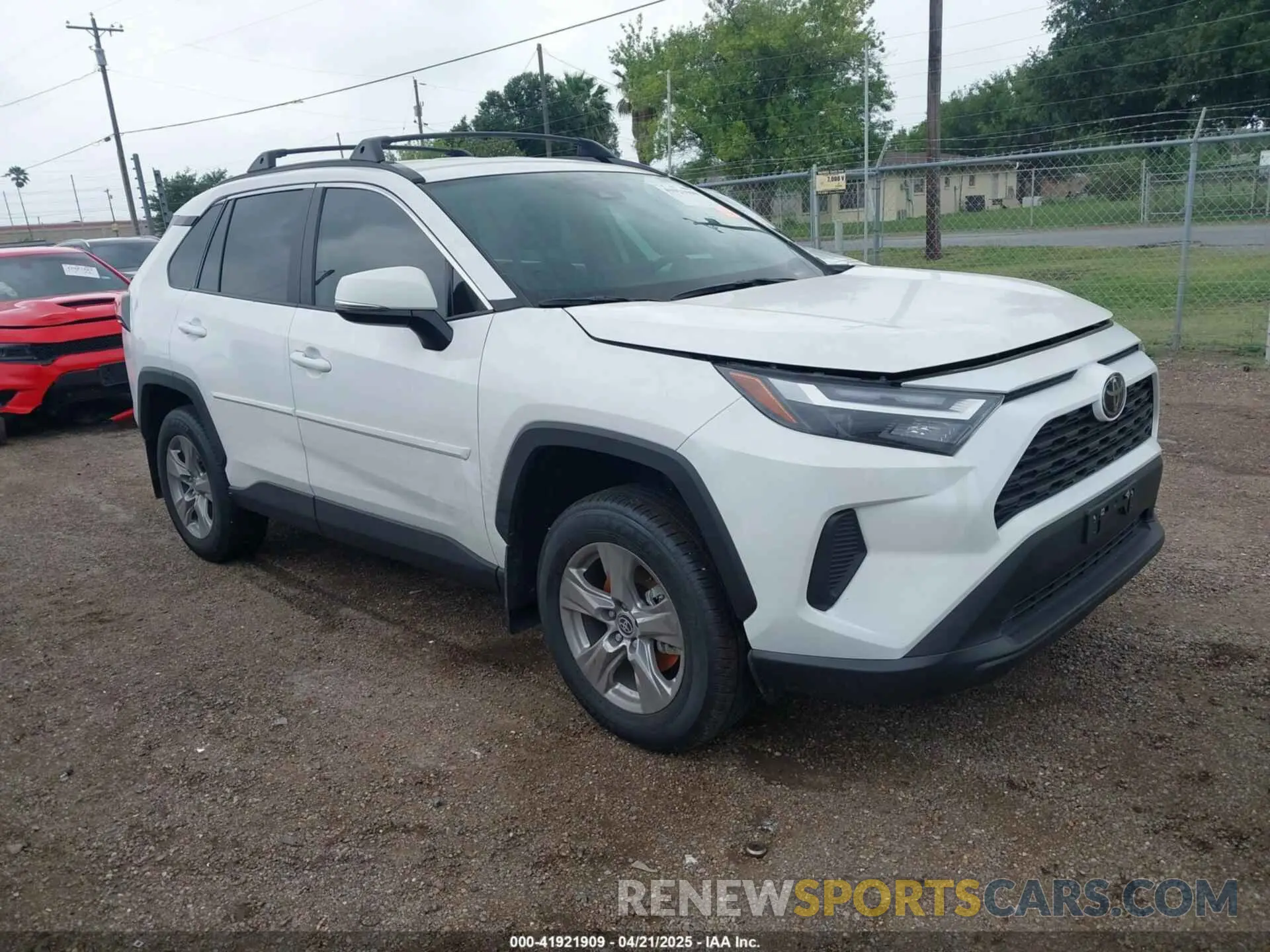 1 Photograph of a damaged car 2T3P1RFV9SC503951 TOYOTA RAV4 2025