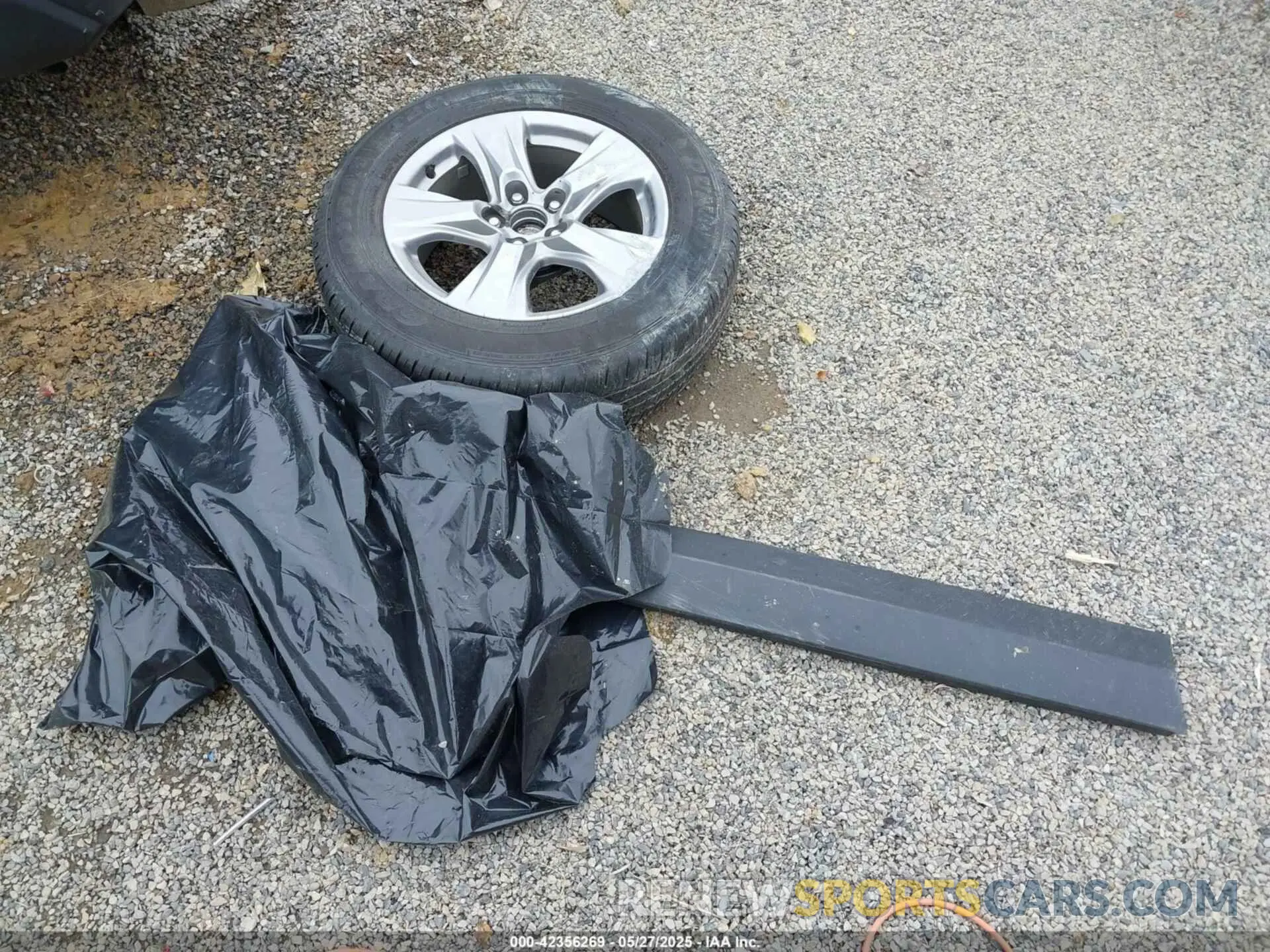 12 Photograph of a damaged car 2T3P1RFV9SC506283 TOYOTA RAV4 2025