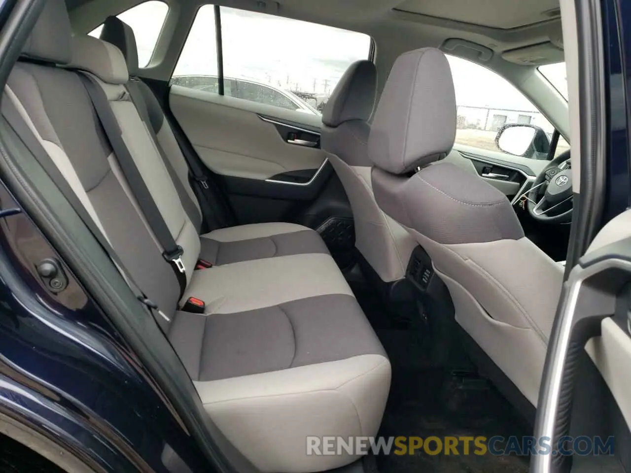 10 Фотография поврежденного автомобиля 2T3P1RFV9SW498023 TOYOTA RAV4 2025