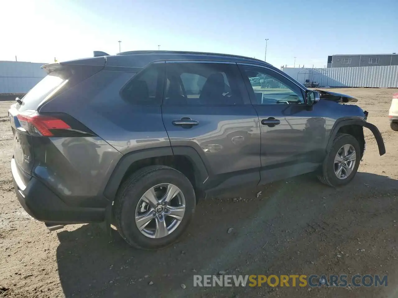 3 Фотография поврежденного автомобиля 2T3R1RFV1SC510904 TOYOTA RAV4 2025