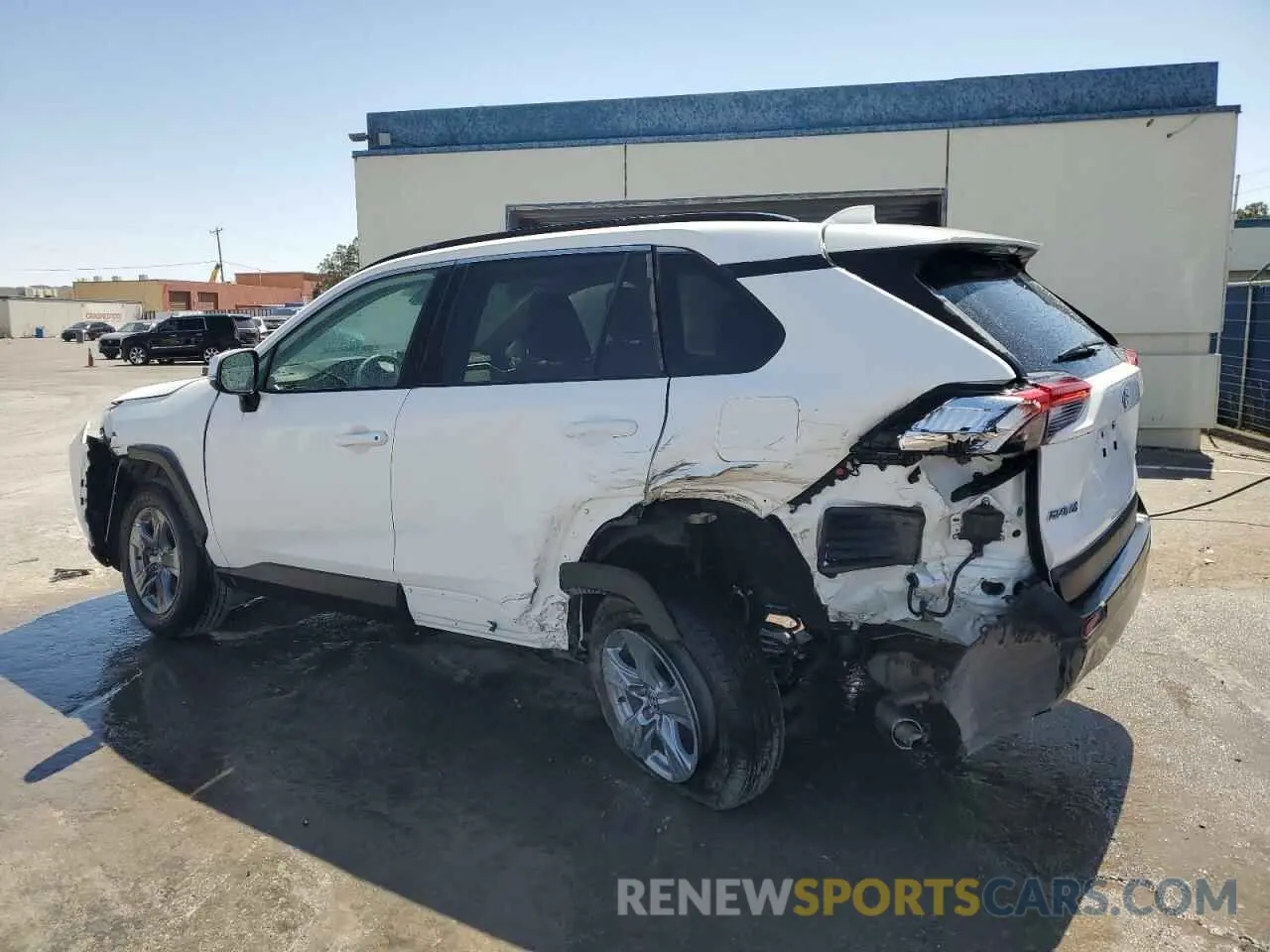 2 Фотография поврежденного автомобиля 2T3W1RFV0SW365808 TOYOTA RAV4 2025