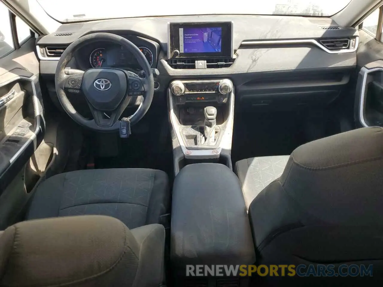 8 Фотография поврежденного автомобиля 2T3W1RFV0SW365808 TOYOTA RAV4 2025