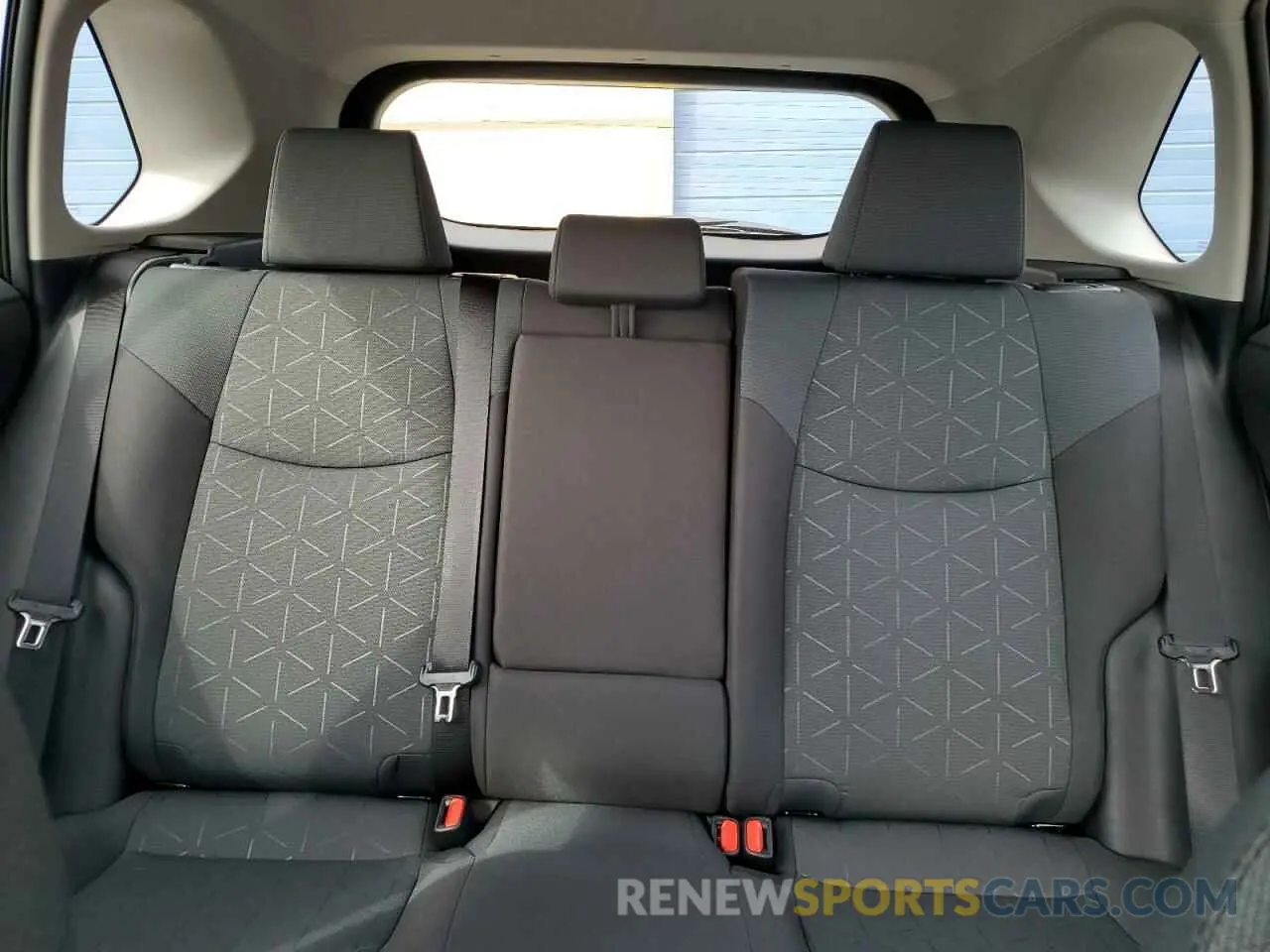 10 Фотография поврежденного автомобиля 2T3W1RFV1SC326632 TOYOTA RAV4 2025