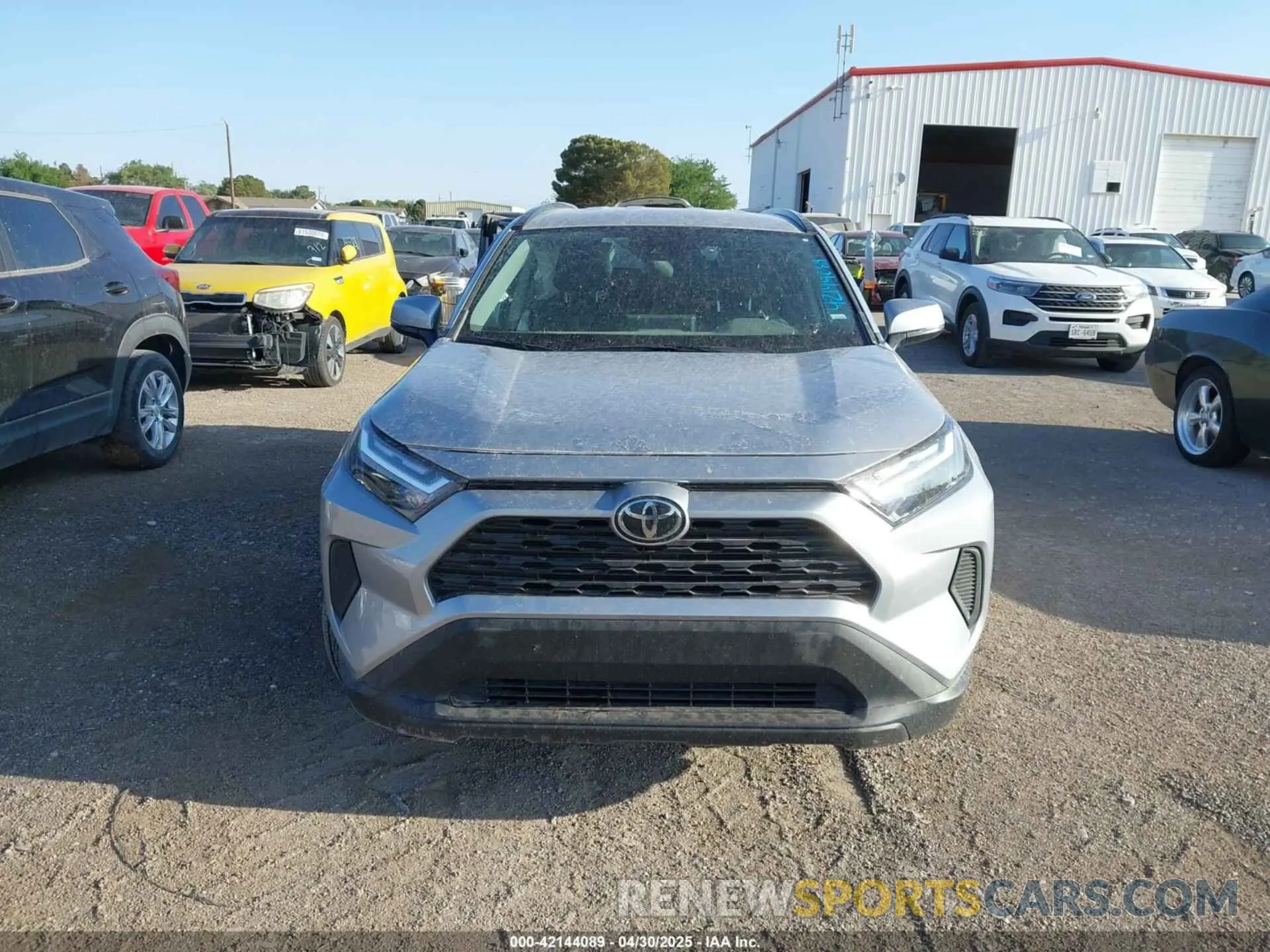 11 Фотография поврежденного автомобиля 2T3W1RFV4SW368002 TOYOTA RAV4 2025