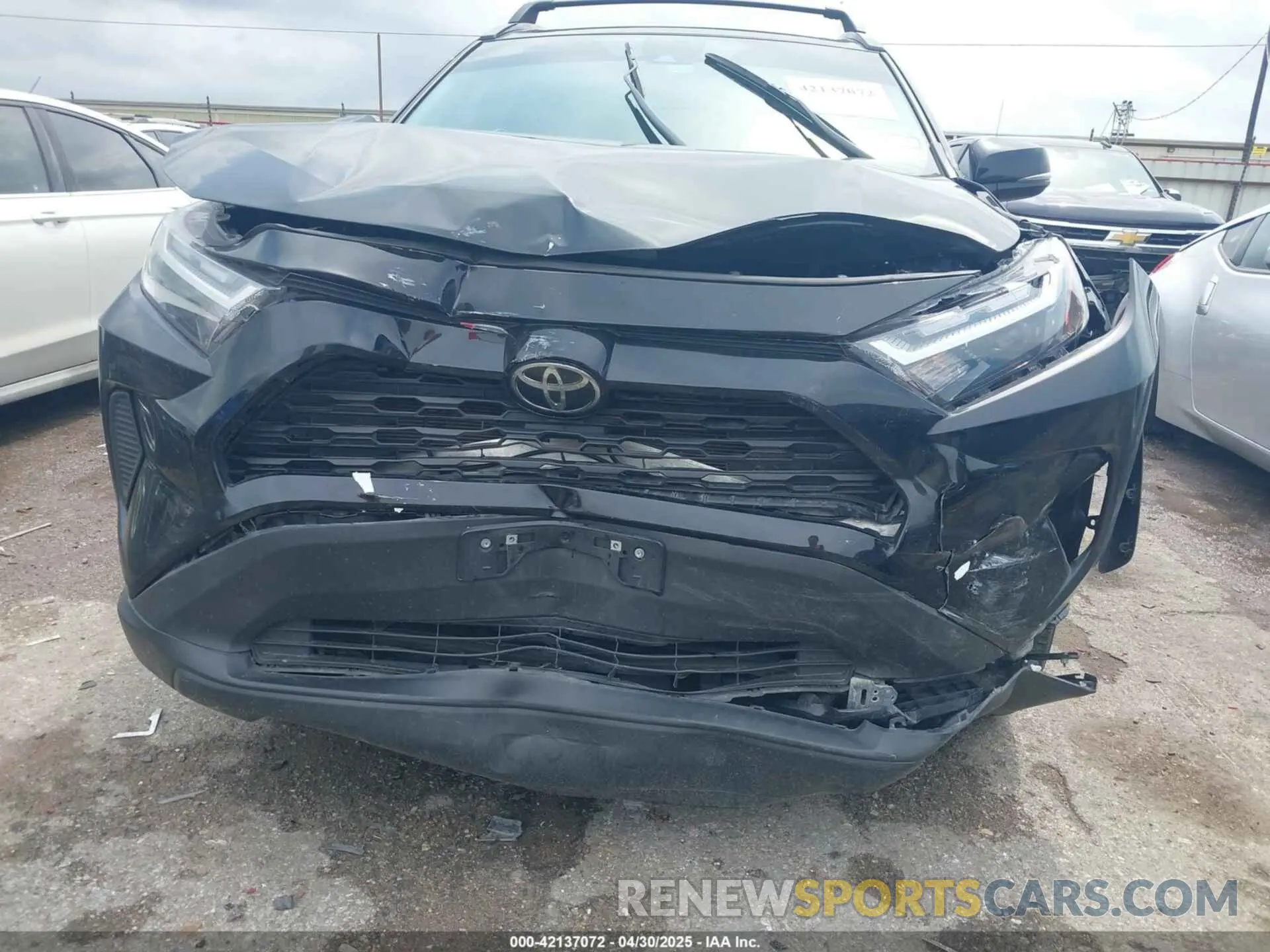 12 Фотография поврежденного автомобиля 2T3W1RFV5SC311437 TOYOTA RAV4 2025