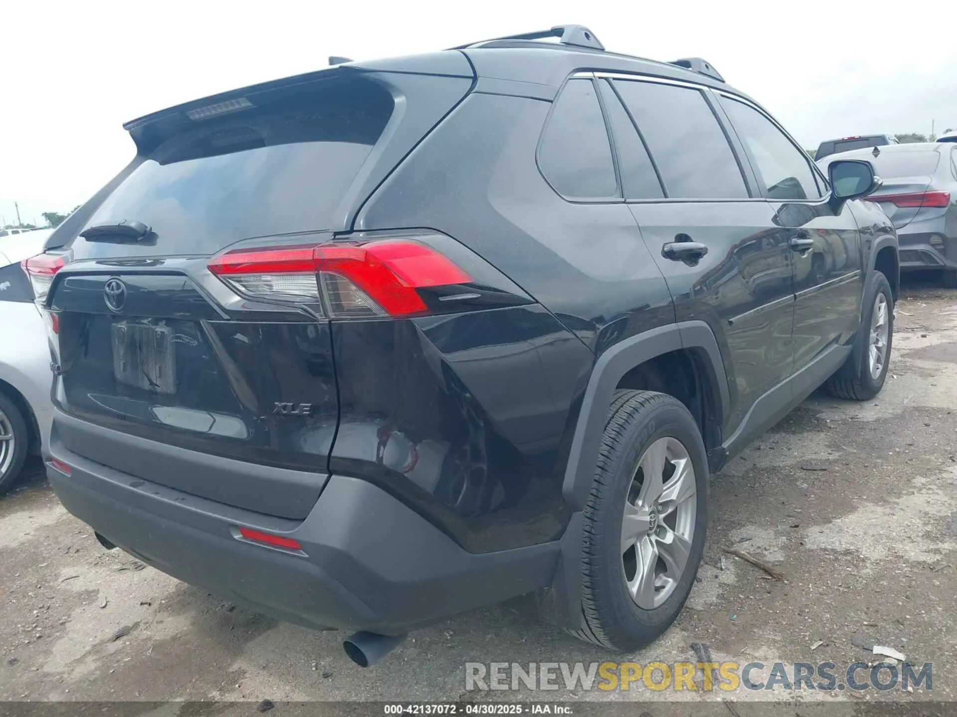 4 Фотография поврежденного автомобиля 2T3W1RFV5SC311437 TOYOTA RAV4 2025