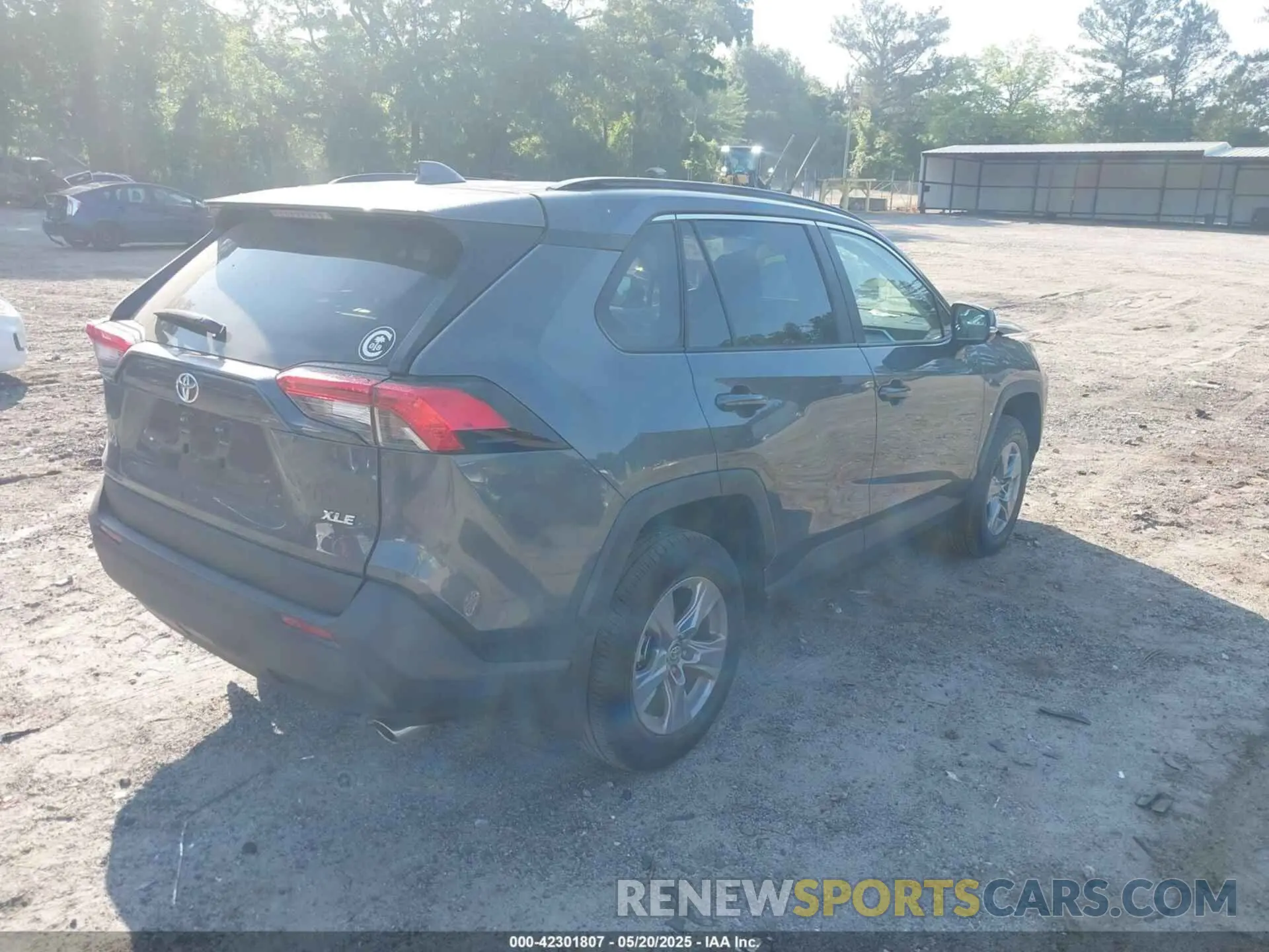 4 Photograph of a damaged car 2T3W1RFV7SC310614 TOYOTA RAV4 2025