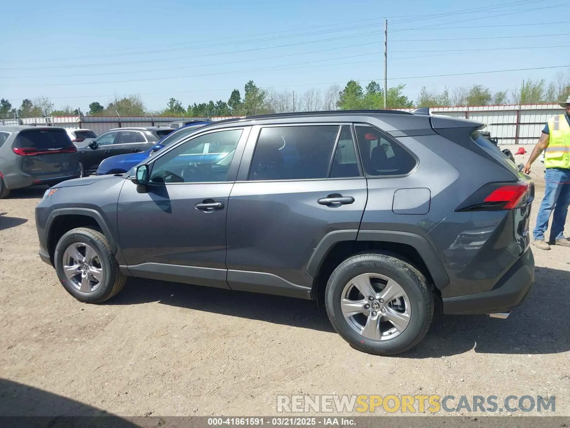 14 Photograph of a damaged car 2T3W1RFV7SW382203 TOYOTA RAV4 2025