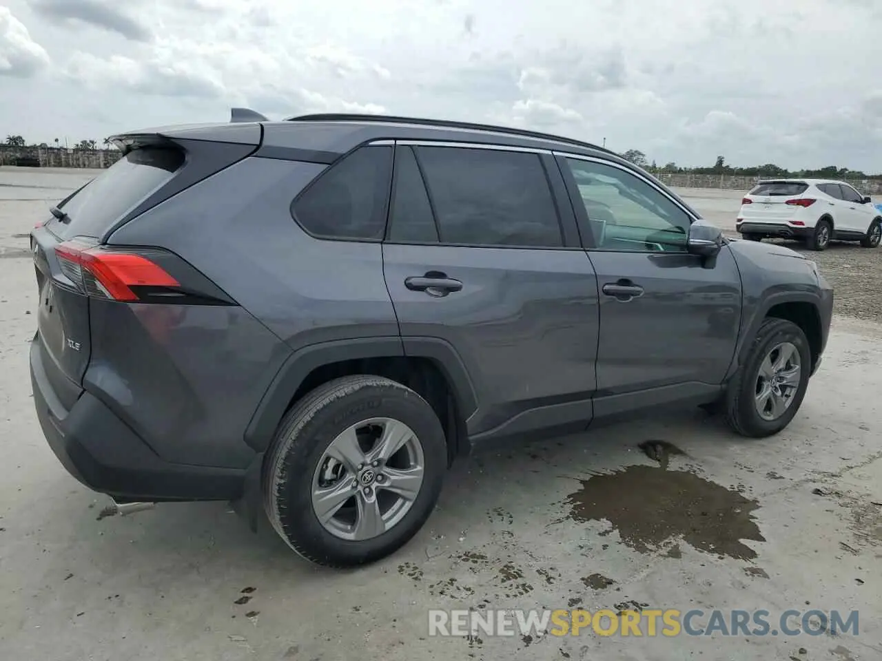 3 Photograph of a damaged car 2T3W1RFV8SC308225 TOYOTA RAV4 2025