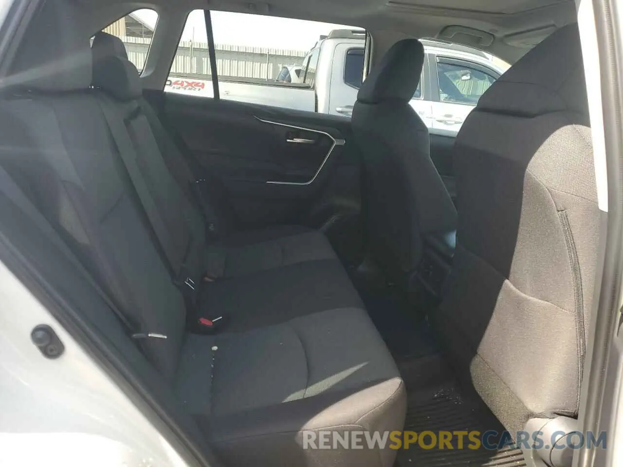 11 Фотография поврежденного автомобиля 2T3W1RFV8SC312307 TOYOTA RAV4 2025