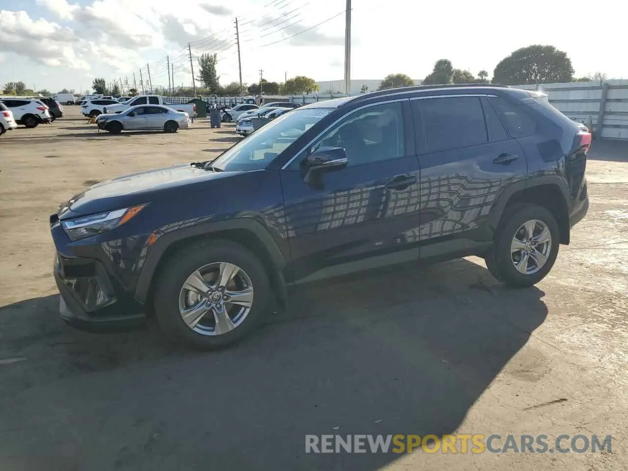 1 Фотография поврежденного автомобиля 2T3W1RFV8SW372649 TOYOTA RAV4 2025