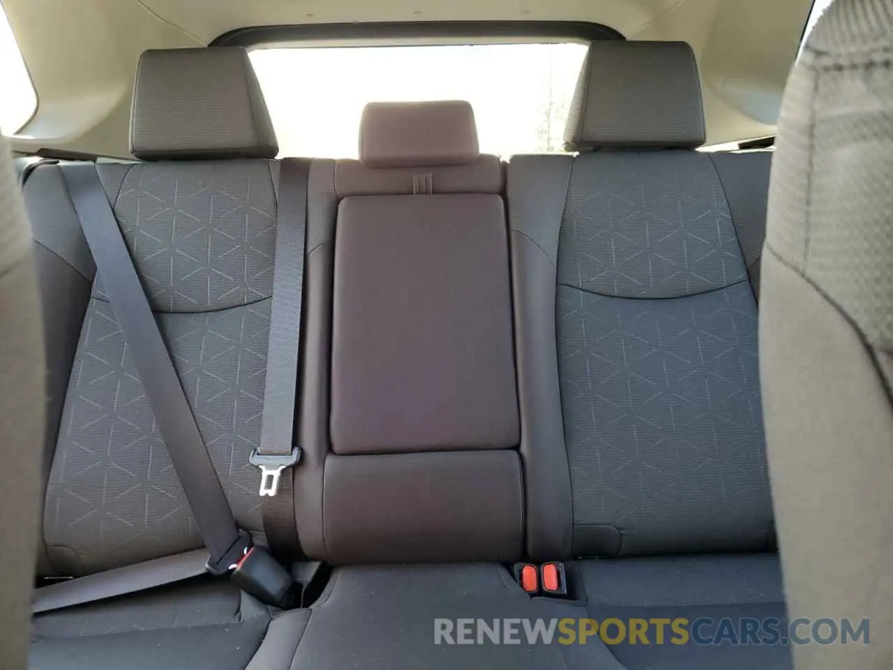 10 Фотография поврежденного автомобиля 2T3W1RFV8SW372649 TOYOTA RAV4 2025