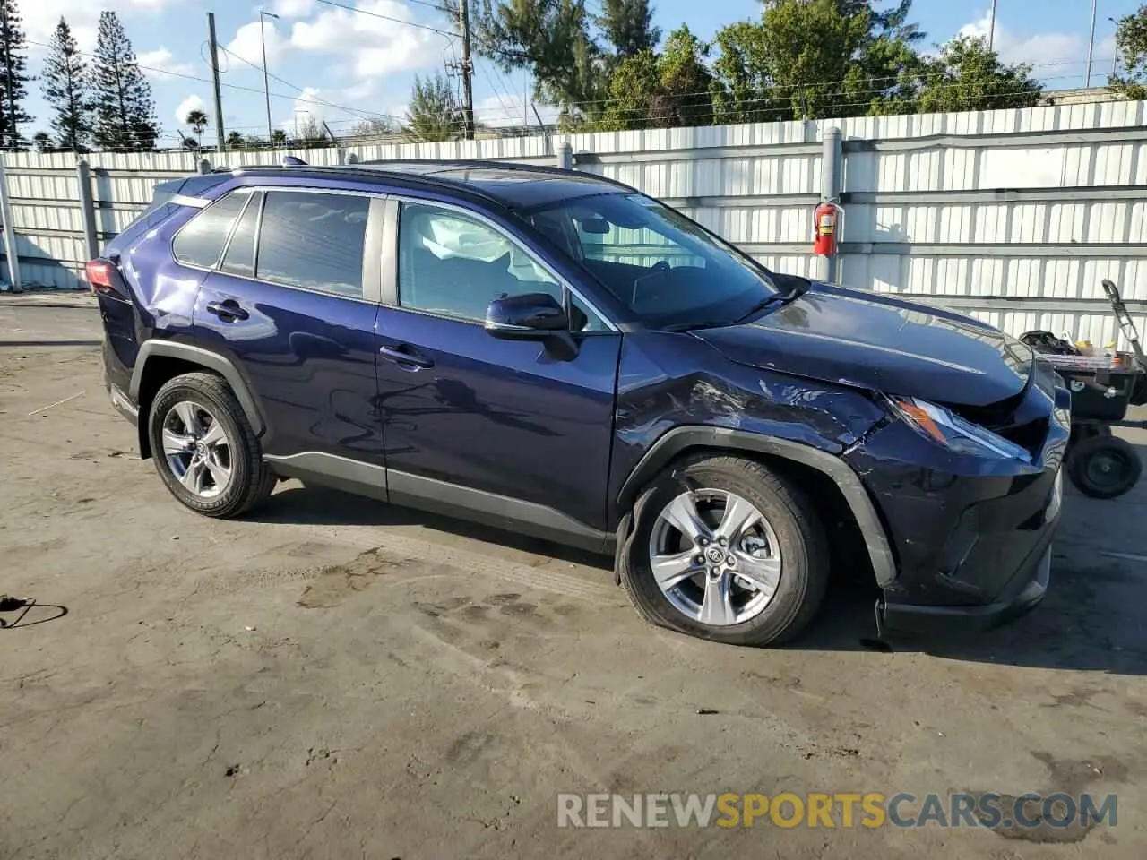 4 Фотография поврежденного автомобиля 2T3W1RFV8SW372649 TOYOTA RAV4 2025