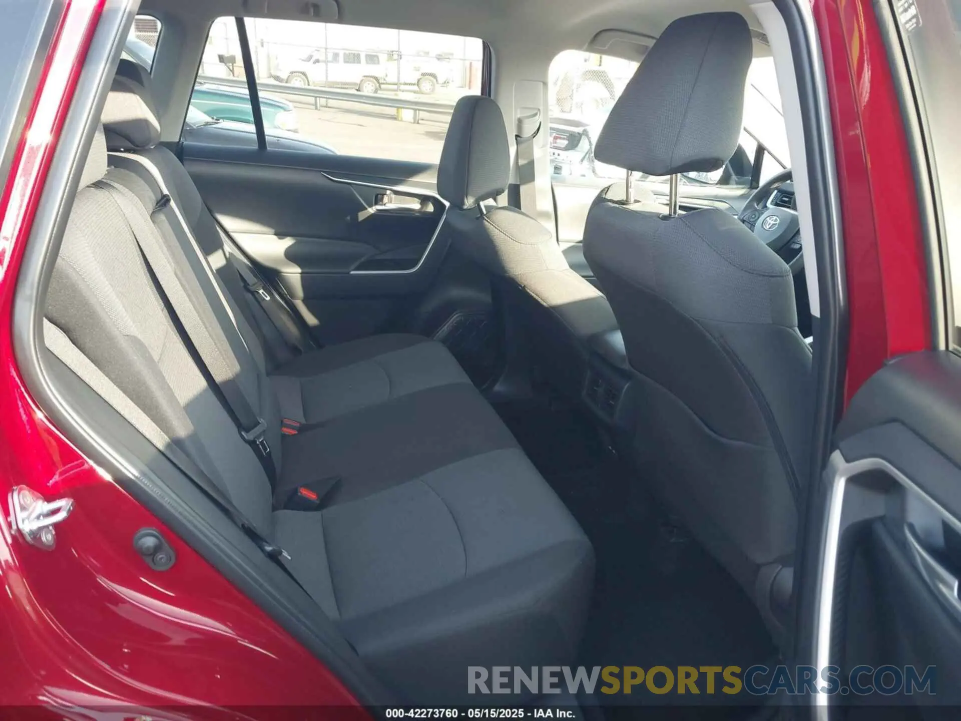 8 Фотография поврежденного автомобиля 2T3W1RFVXSW374788 TOYOTA RAV4 2025