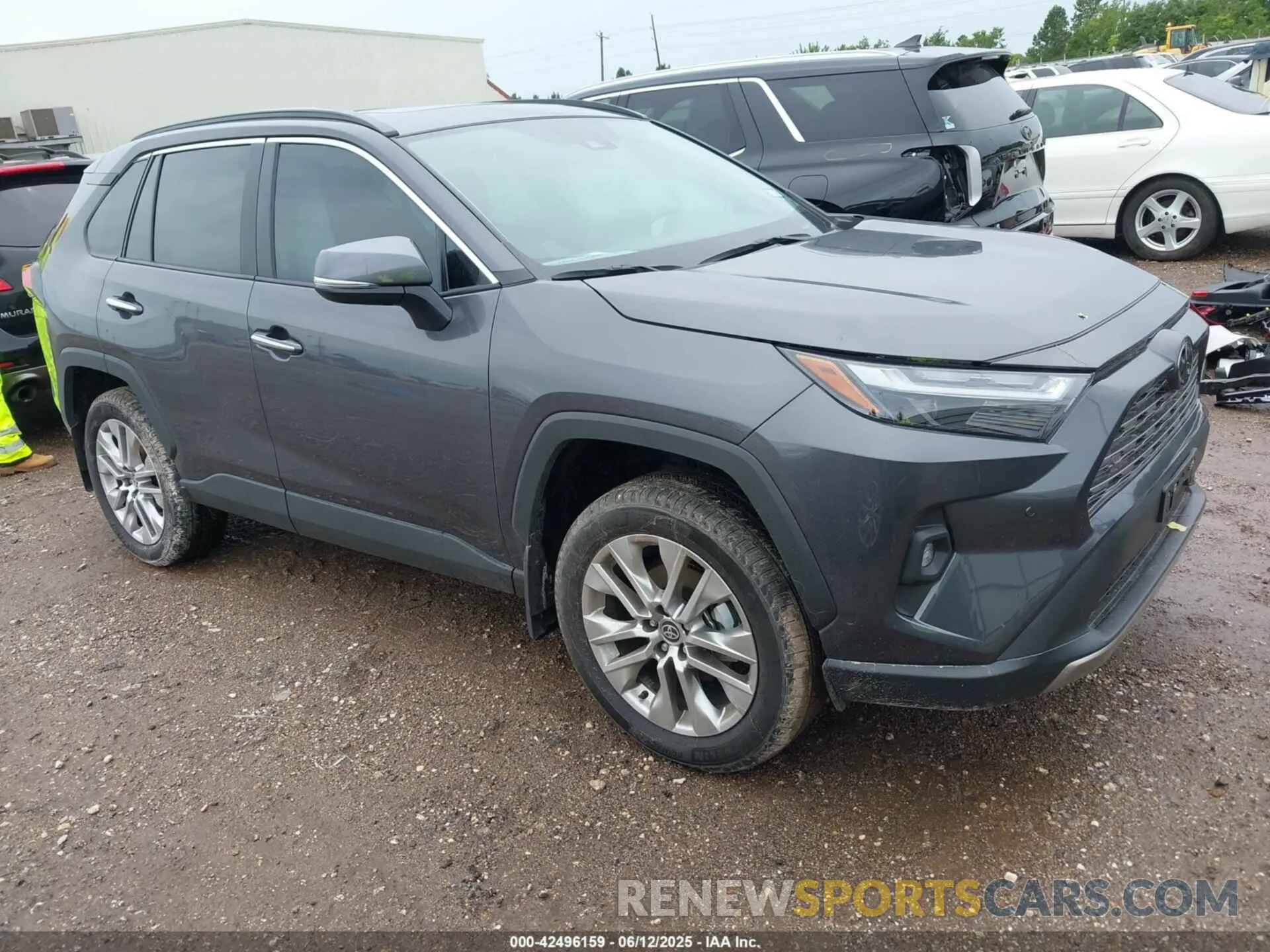 1 Photograph of a damaged car 2T3Y1RFV5SW373024 TOYOTA RAV4 2025