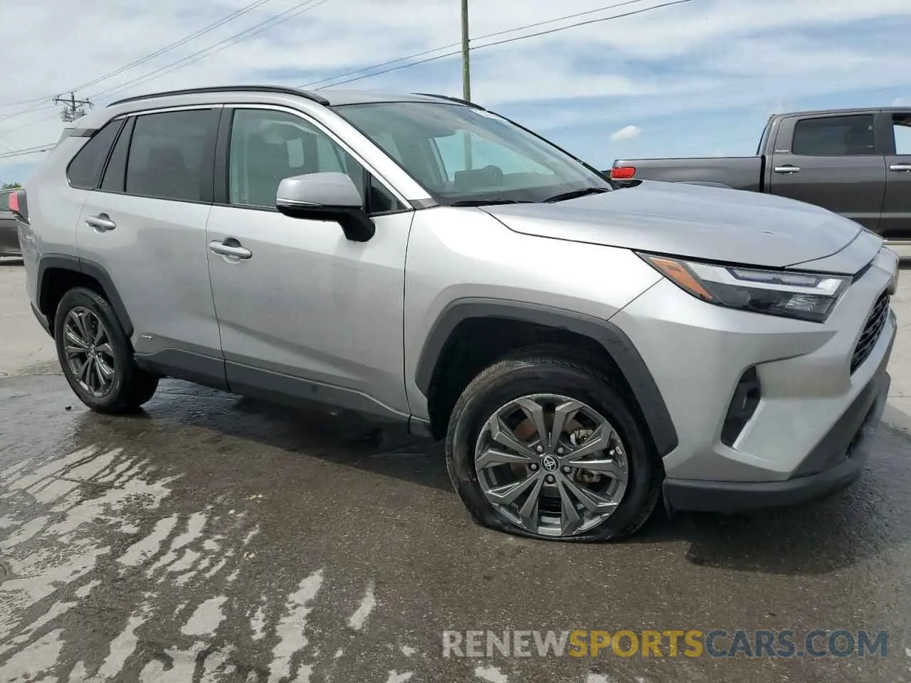 4 Фотография поврежденного автомобиля 4T3B6RFVXSU178849 TOYOTA RAV4 2025