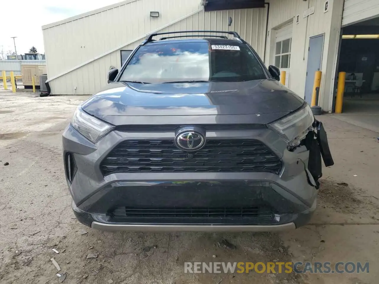 5 Photograph of a damaged car 4T3E6RFV6SU178683 TOYOTA RAV4 2025