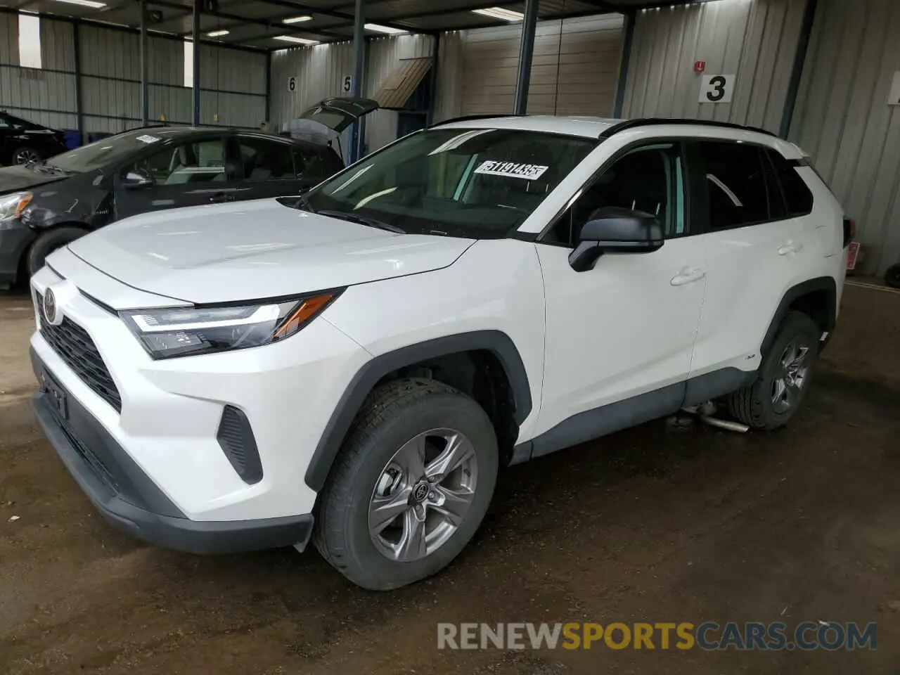 1 Фотография поврежденного автомобиля 4T3LWRFVXSU169881 TOYOTA RAV4 2025