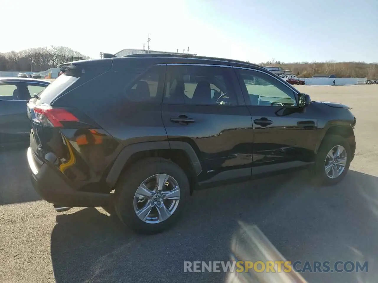 3 Photograph of a damaged car 4T3LWRFVXSU178077 TOYOTA RAV4 2025