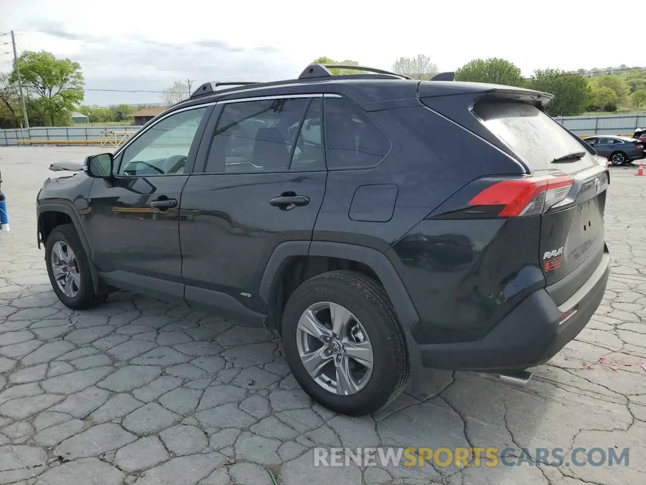 2 Photograph of a damaged car 4T3RWRFVXSU174668 TOYOTA RAV4 2025