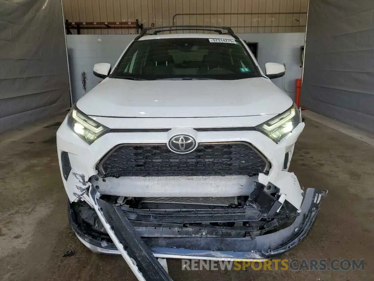 5 Photograph of a damaged car JTMAB3FV0SD236288 TOYOTA RAV4 2025