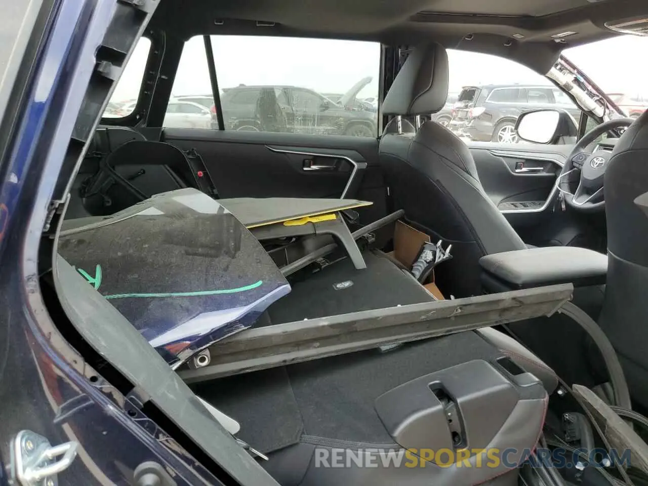 10 Photograph of a damaged car JTMEB3FV3SD239915 TOYOTA RAV4 2025
