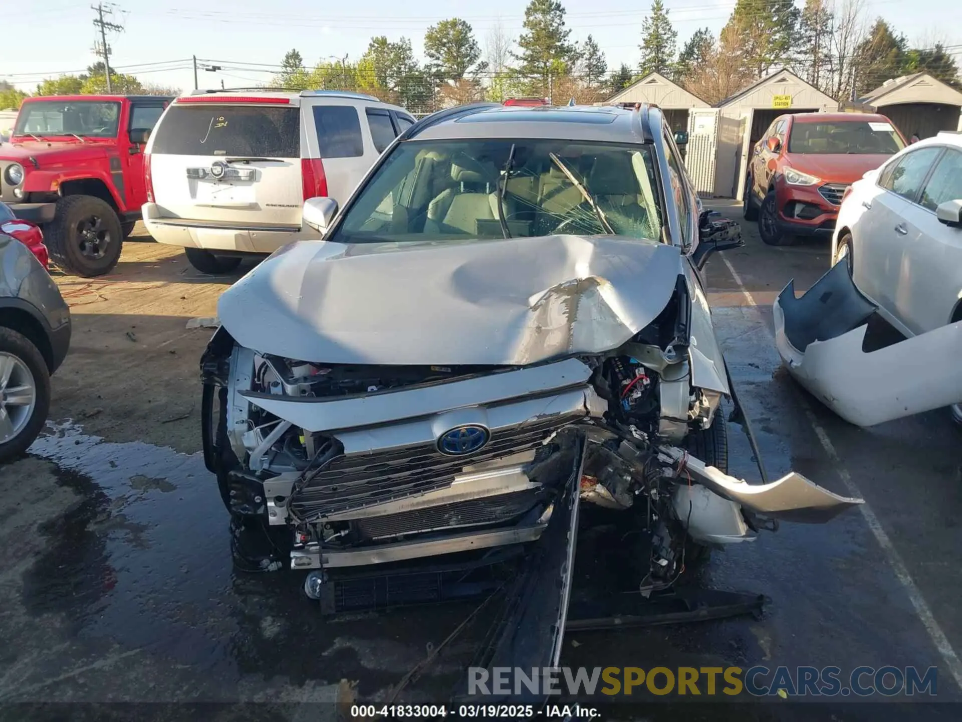 12 Photograph of a damaged car 2T3DWRFV1KW022420 TOYOTA RAV4 HYBRID 2019