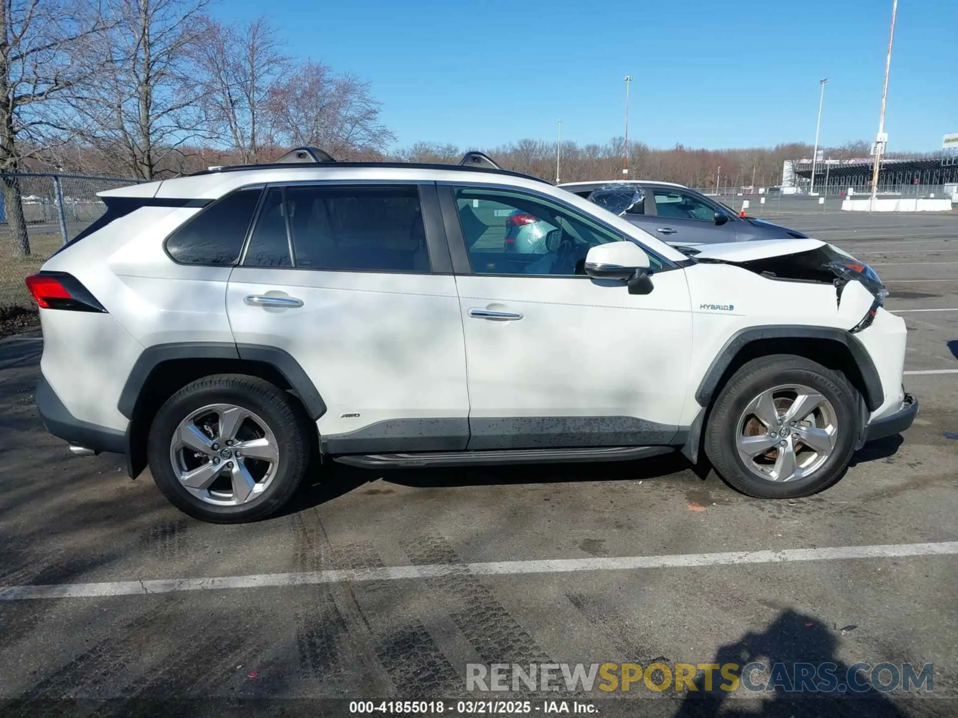 12 Photograph of a damaged car 2T3DWRFV2KW024113 TOYOTA RAV4 HYBRID 2019