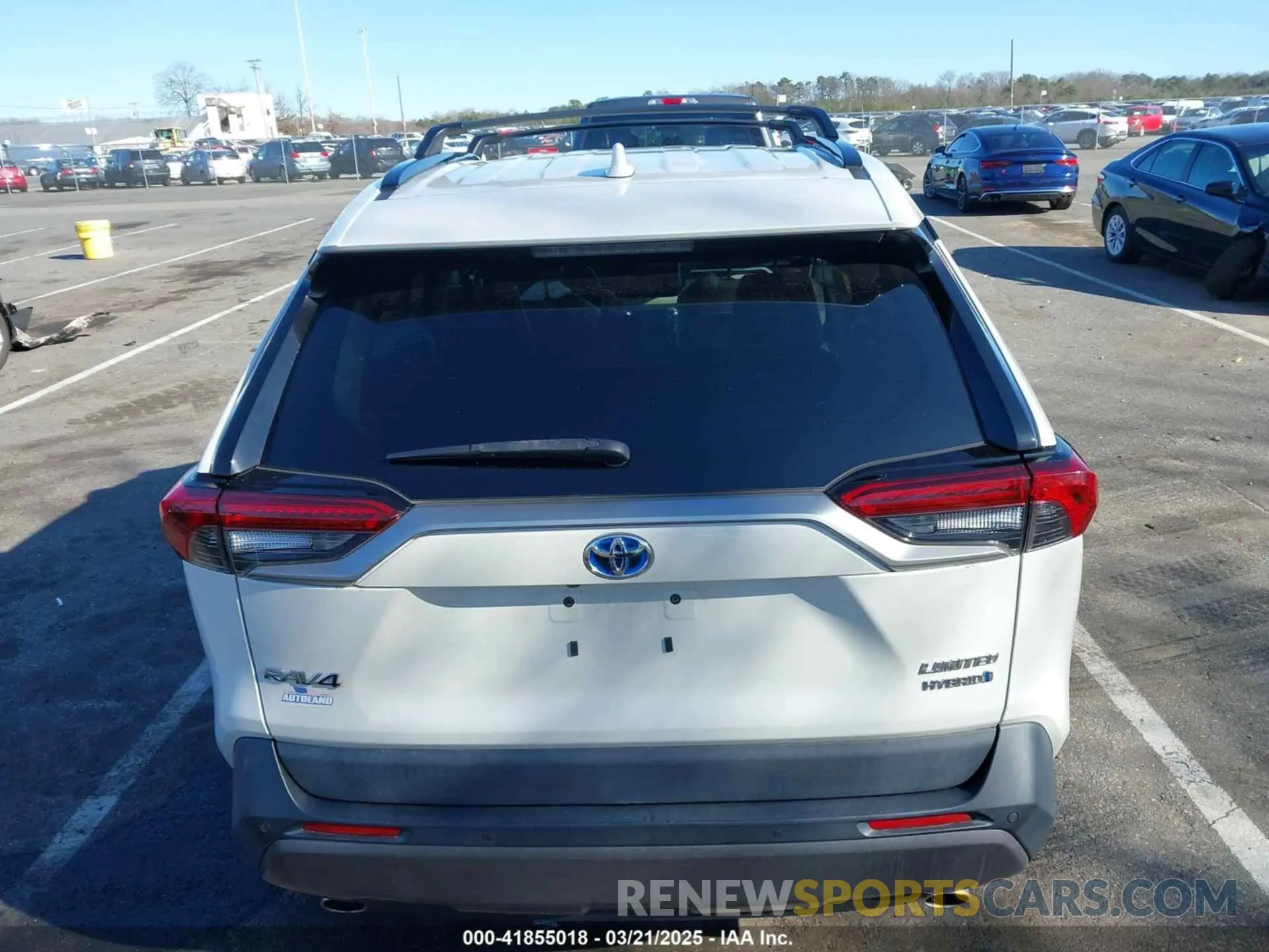 15 Photograph of a damaged car 2T3DWRFV2KW024113 TOYOTA RAV4 HYBRID 2019